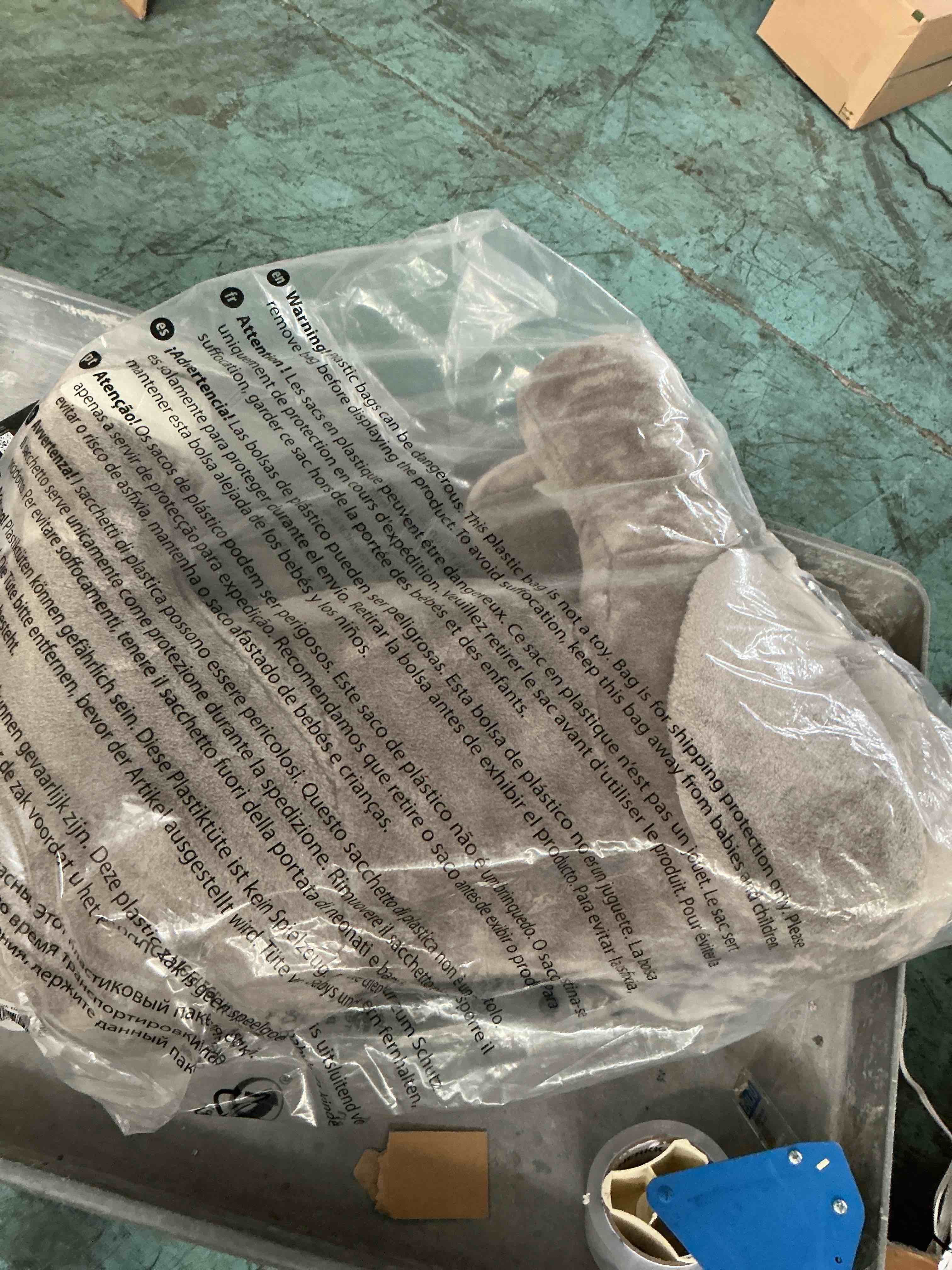https://s3.amazonaws.com/lotting-images-prod/NonstopDeals/GRA3614057_1754861502437.jpeg