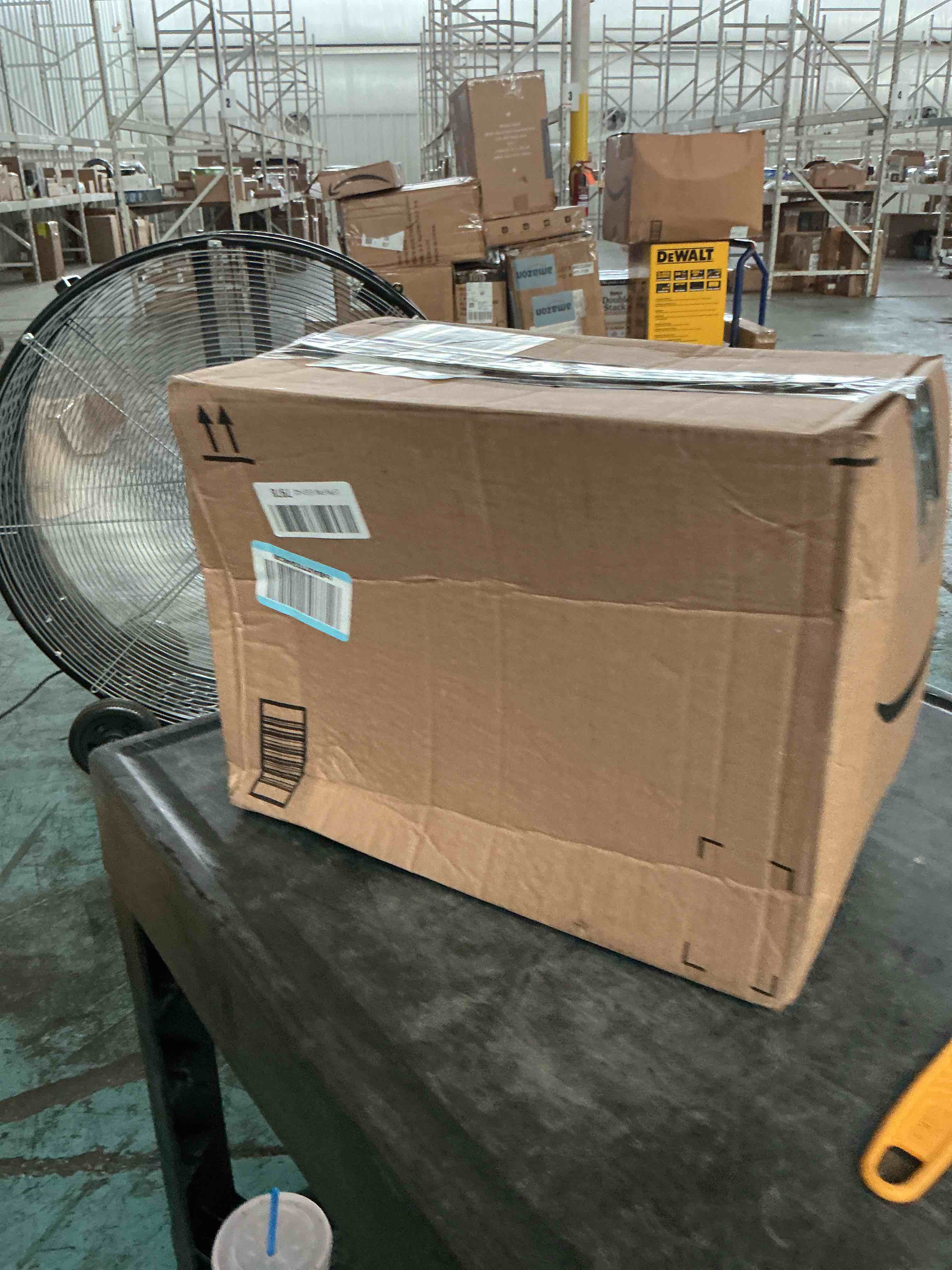 https://s3.amazonaws.com/lotting-images-prod/NonstopDeals/GRA3614126_1754865523004.jpeg