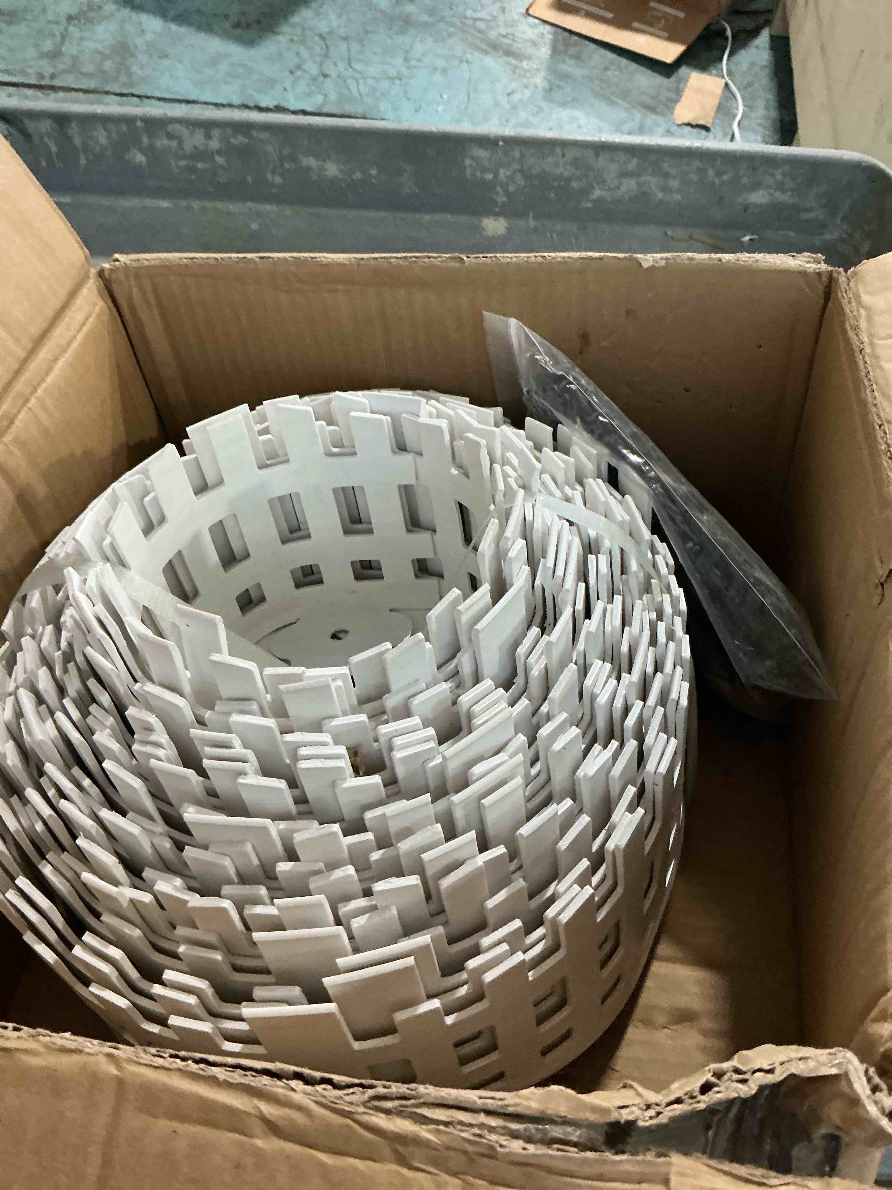 https://s3.amazonaws.com/lotting-images-prod/NonstopDeals/GRA3614140_1754868085282.jpeg