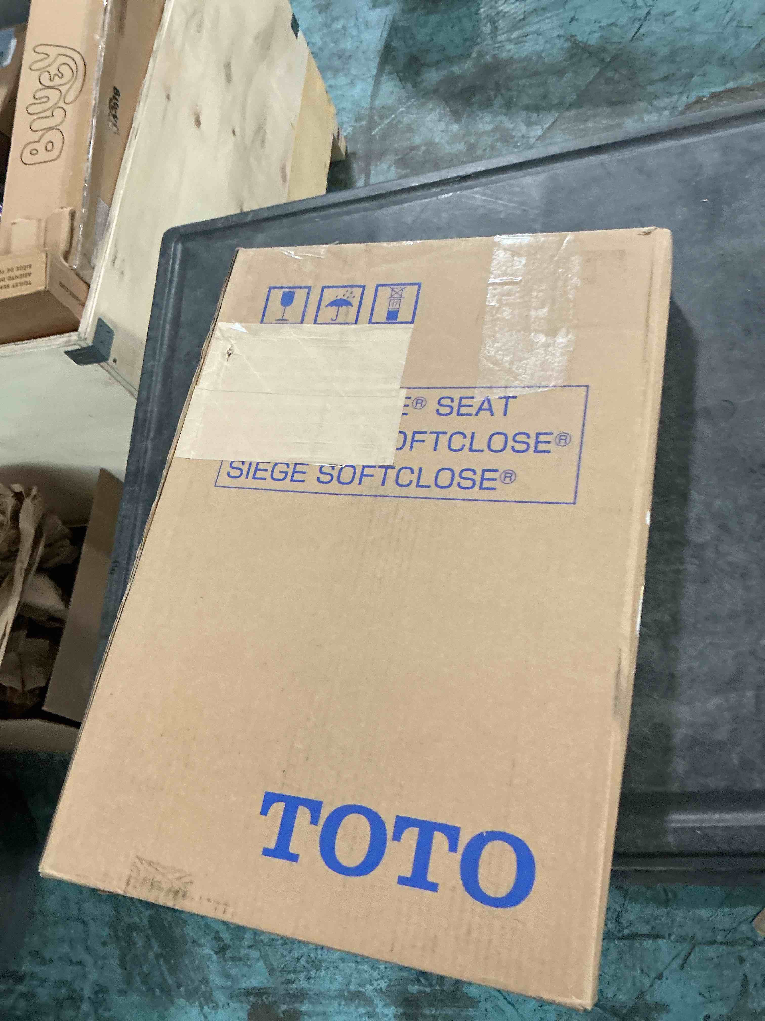 https://s3.amazonaws.com/lotting-images-prod/NonstopDeals/GRA3614146_1754867647337.jpeg