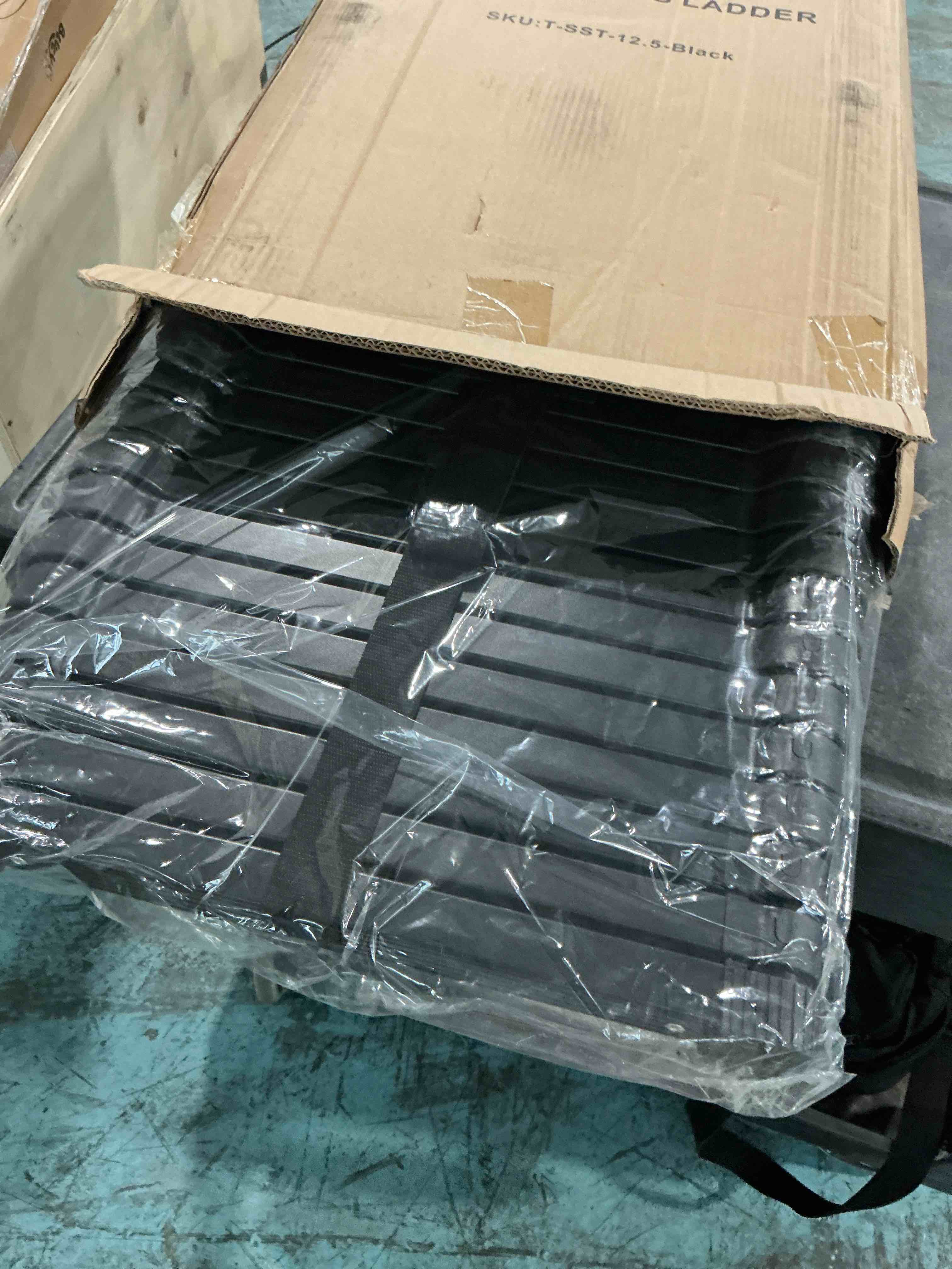 https://s3.amazonaws.com/lotting-images-prod/NonstopDeals/GRA3614148_1754867901794.jpeg