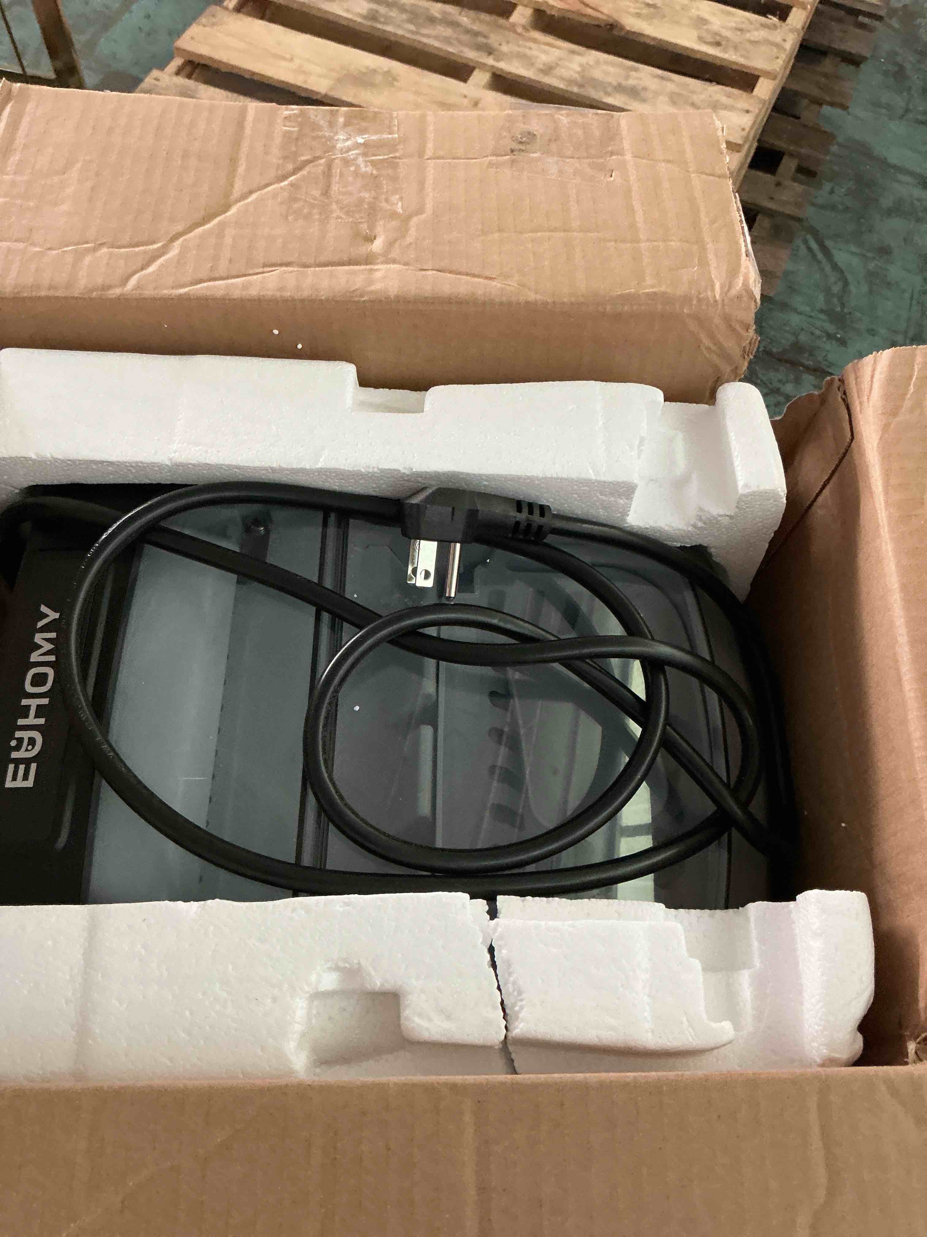 https://s3.amazonaws.com/lotting-images-prod/NonstopDeals/GRA3614188_1755091906771.jpeg