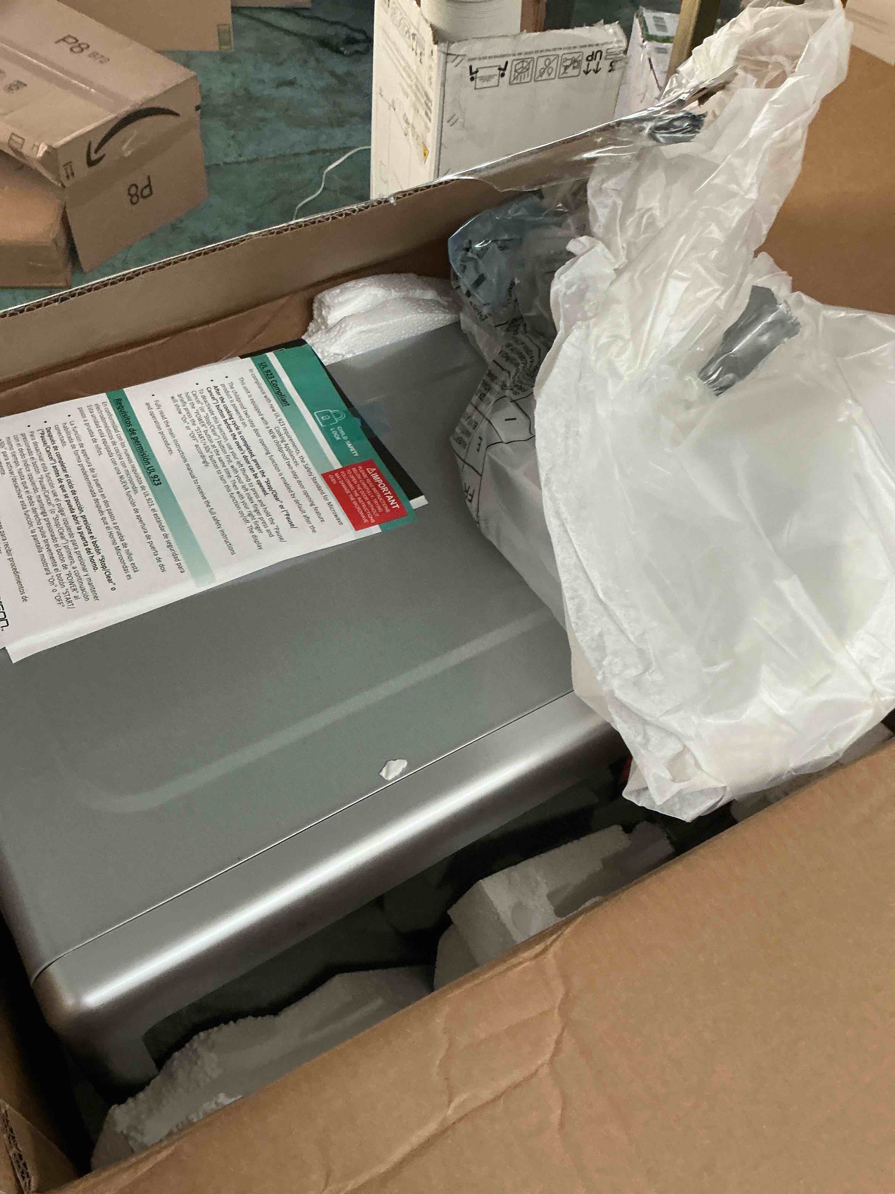 https://s3.amazonaws.com/lotting-images-prod/NonstopDeals/GRA3614251_1755121346550.jpeg