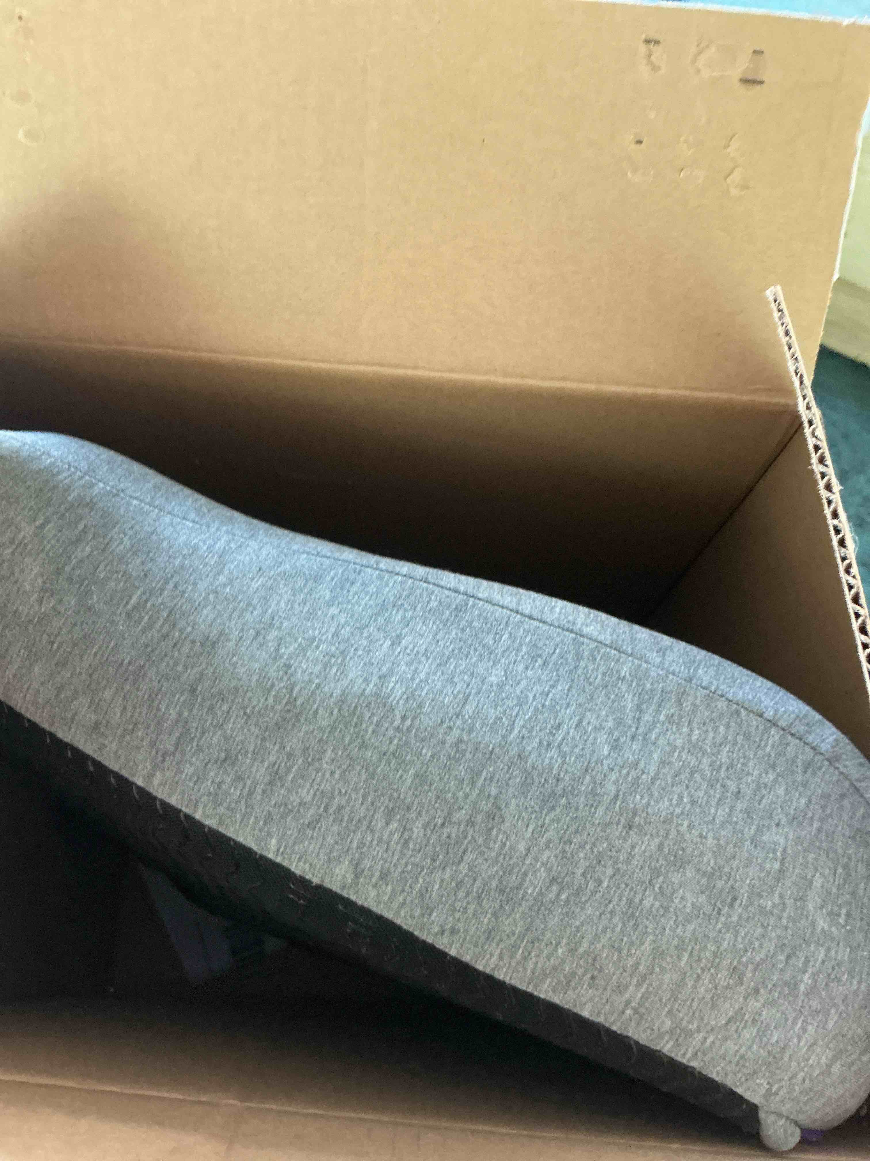 https://s3.amazonaws.com/lotting-images-prod/NonstopDeals/GRA3614326_1755269013795.jpeg