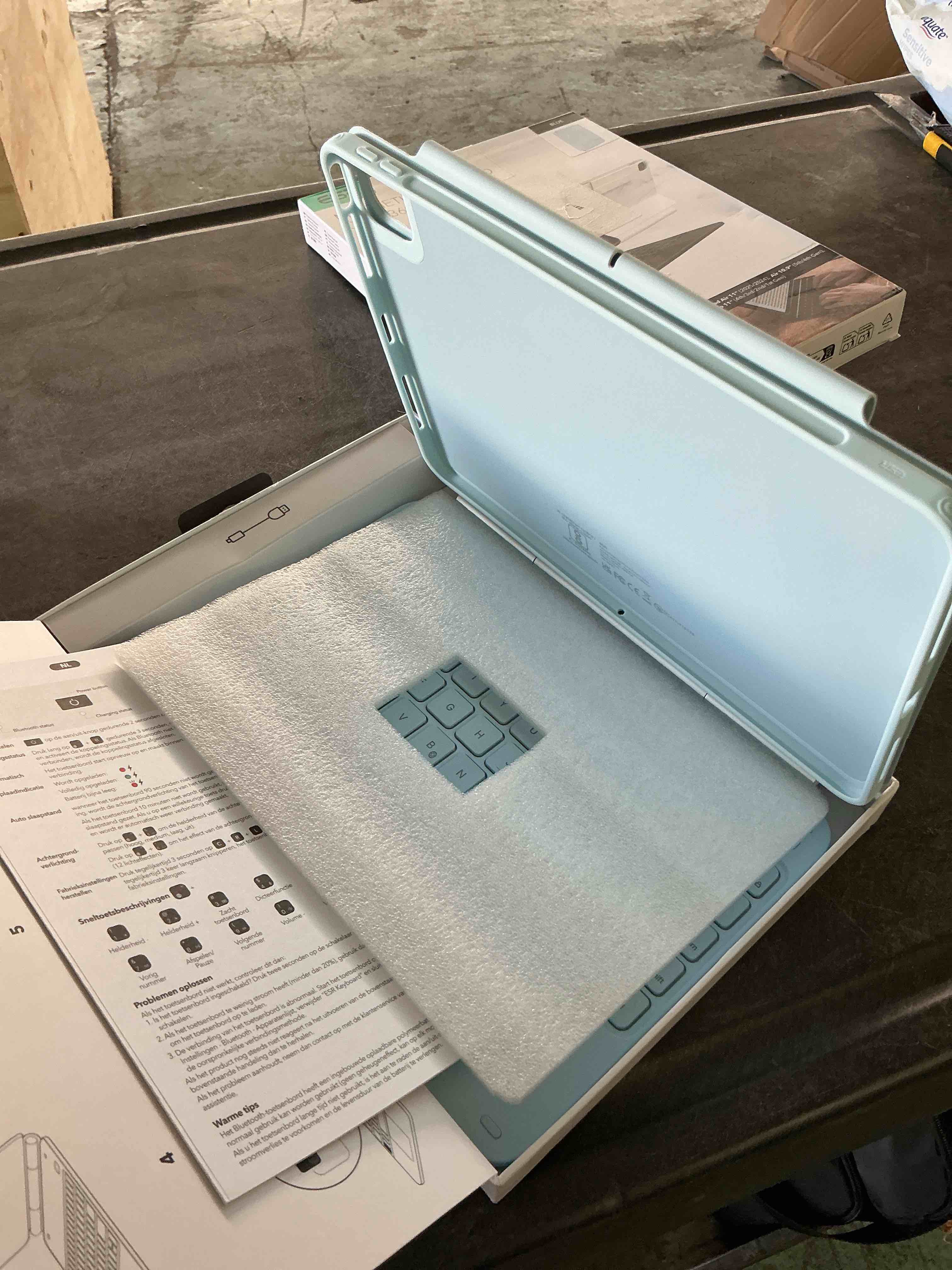 https://s3.amazonaws.com/lotting-images-prod/NonstopDeals/GRA3614336_1755272293436.jpeg