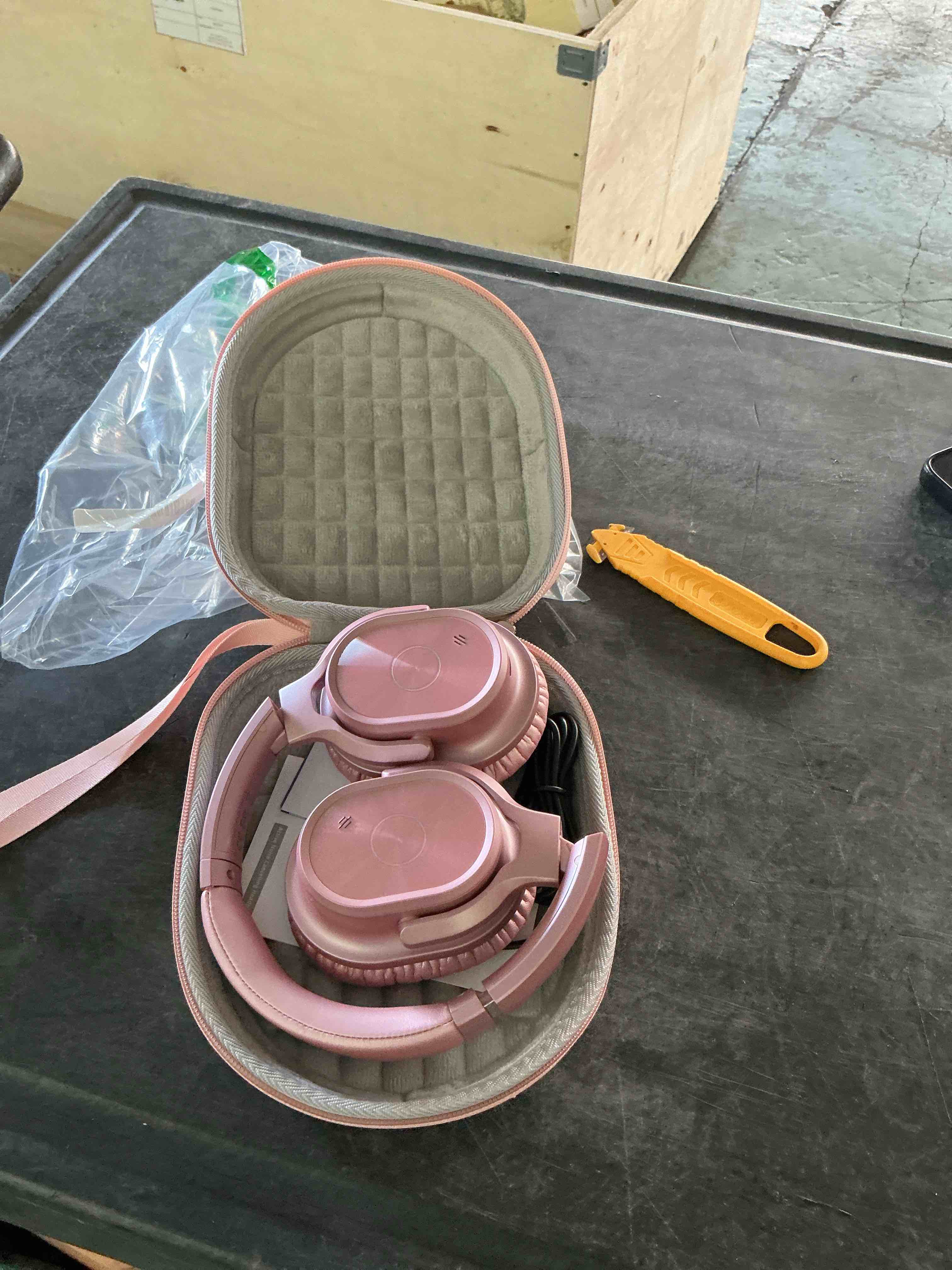 https://s3.amazonaws.com/lotting-images-prod/NonstopDeals/GRA3614339_1755273234609.jpeg