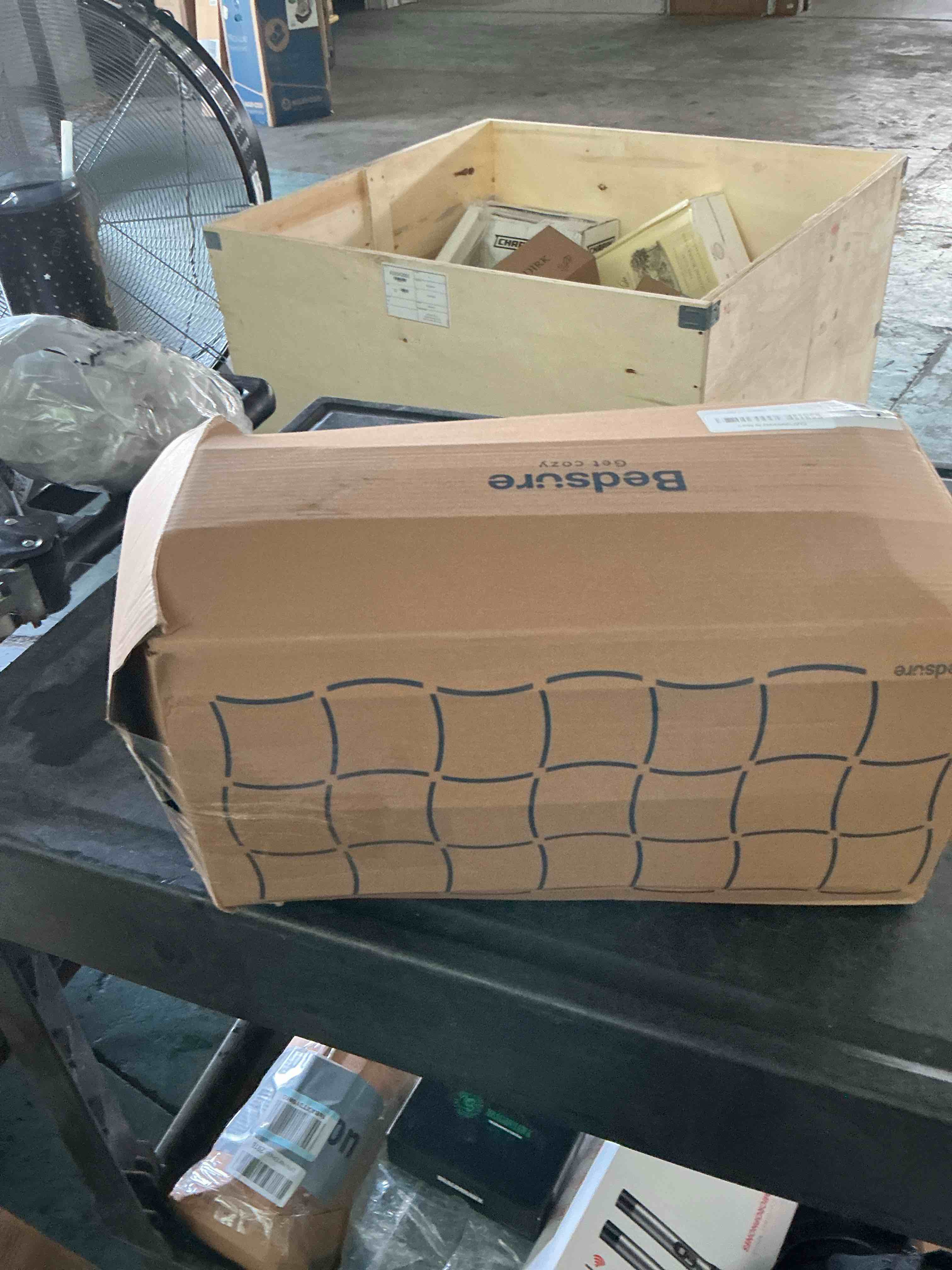 https://s3.amazonaws.com/lotting-images-prod/NonstopDeals/GRA3614349_1755276245647.jpeg
