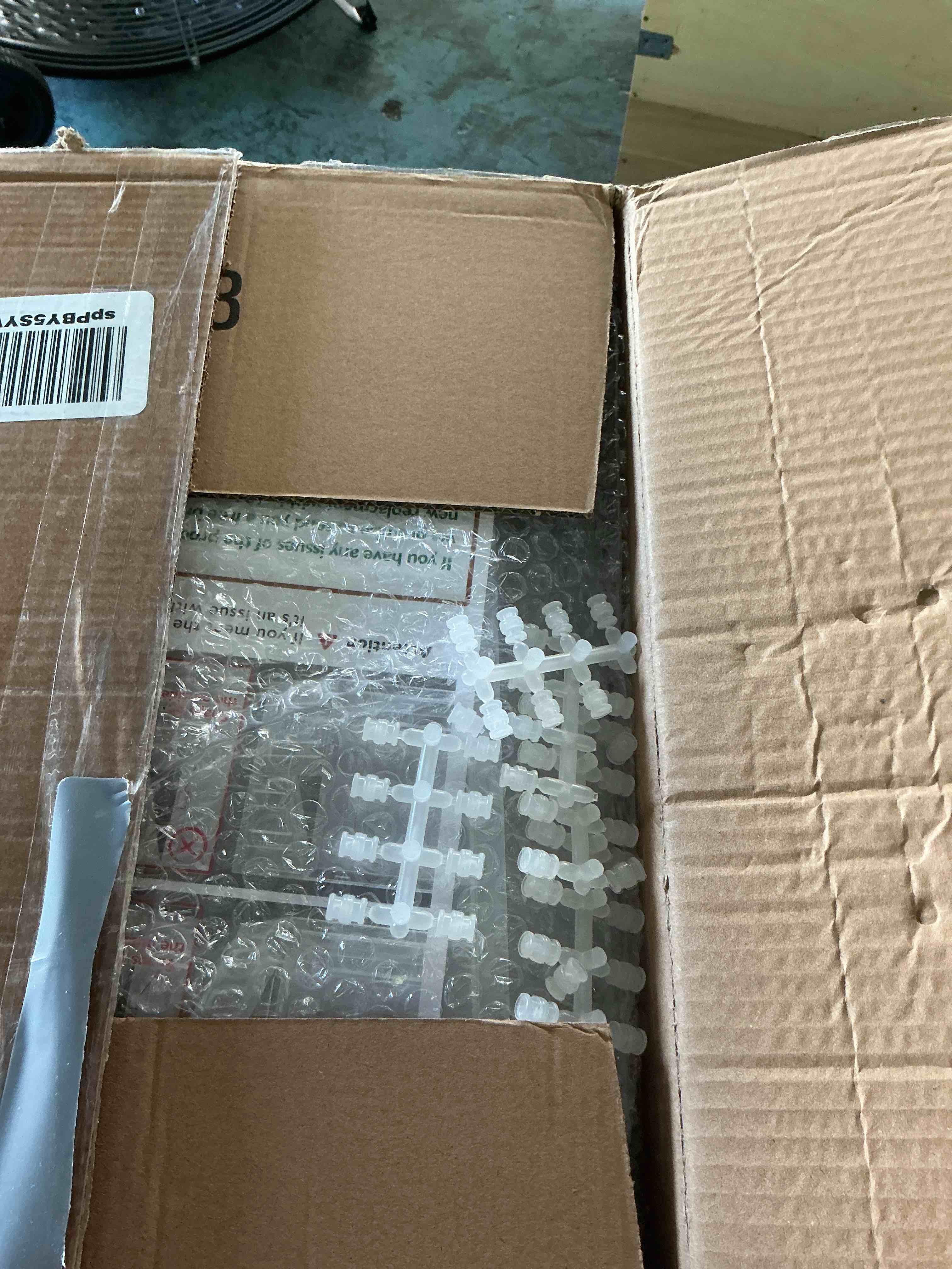 https://s3.amazonaws.com/lotting-images-prod/NonstopDeals/GRA3614377_1755272048628.jpeg