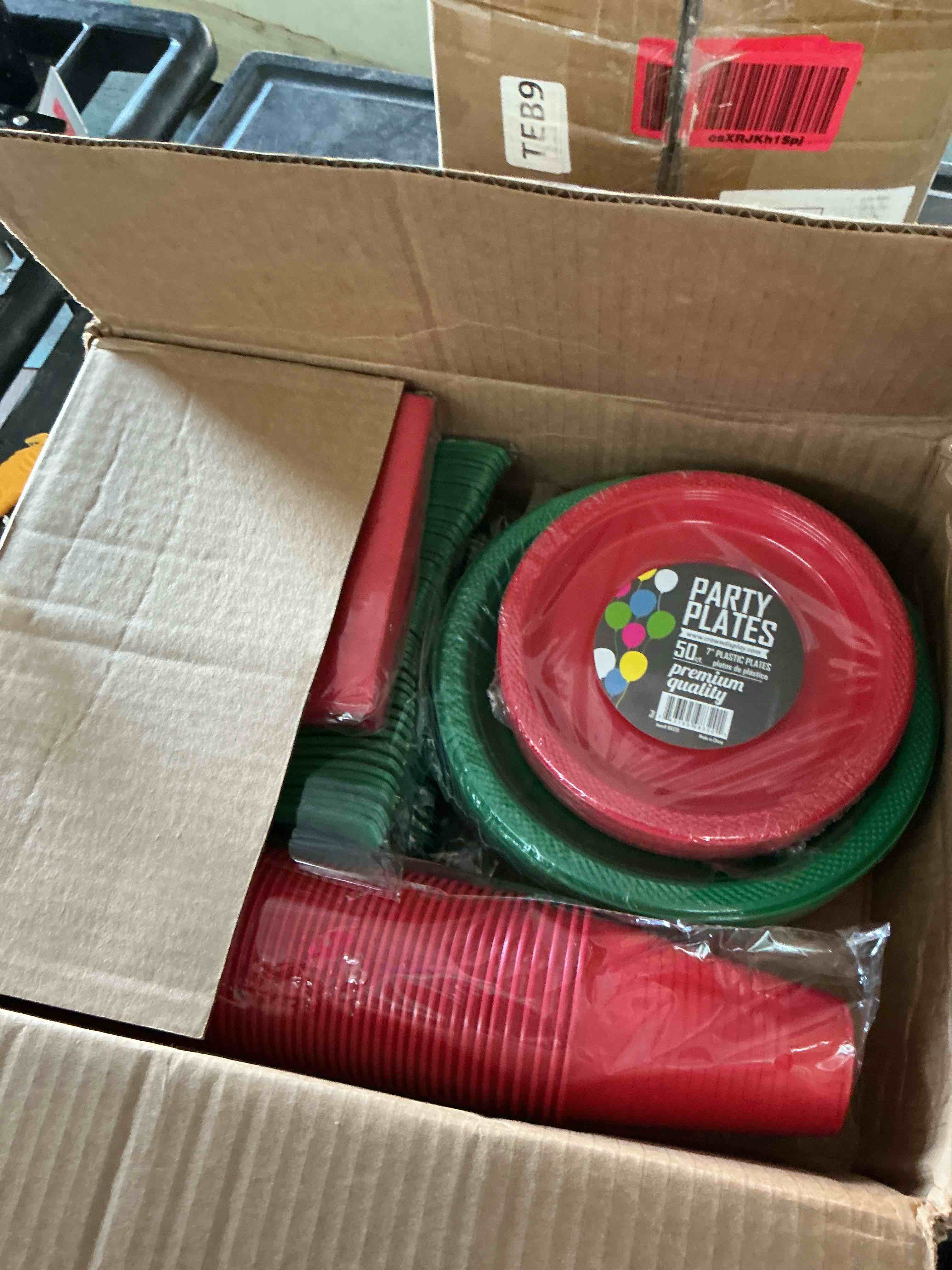 https://s3.amazonaws.com/lotting-images-prod/NonstopDeals/GRA3614434_1755277269754.jpeg