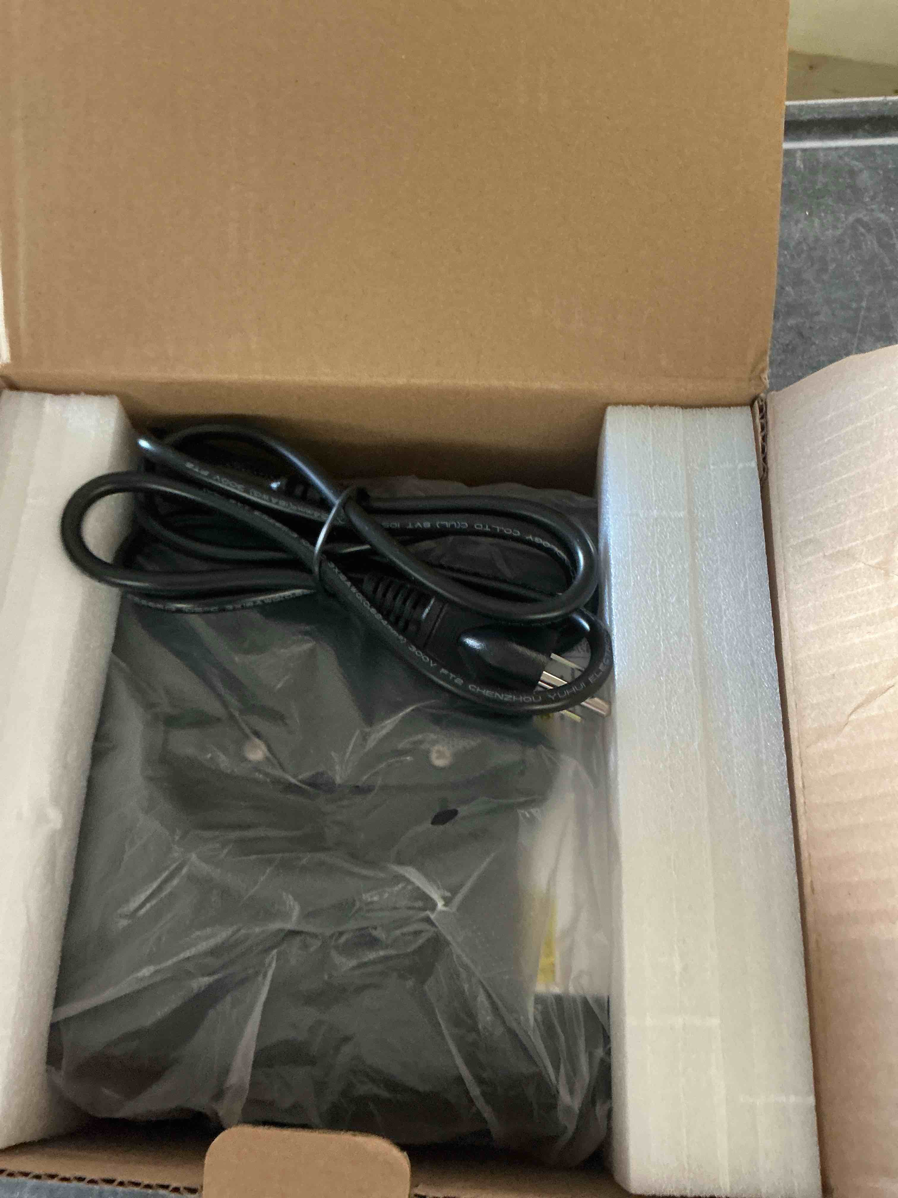 https://s3.amazonaws.com/lotting-images-prod/NonstopDeals/GRA3614444_1755277925418.jpeg