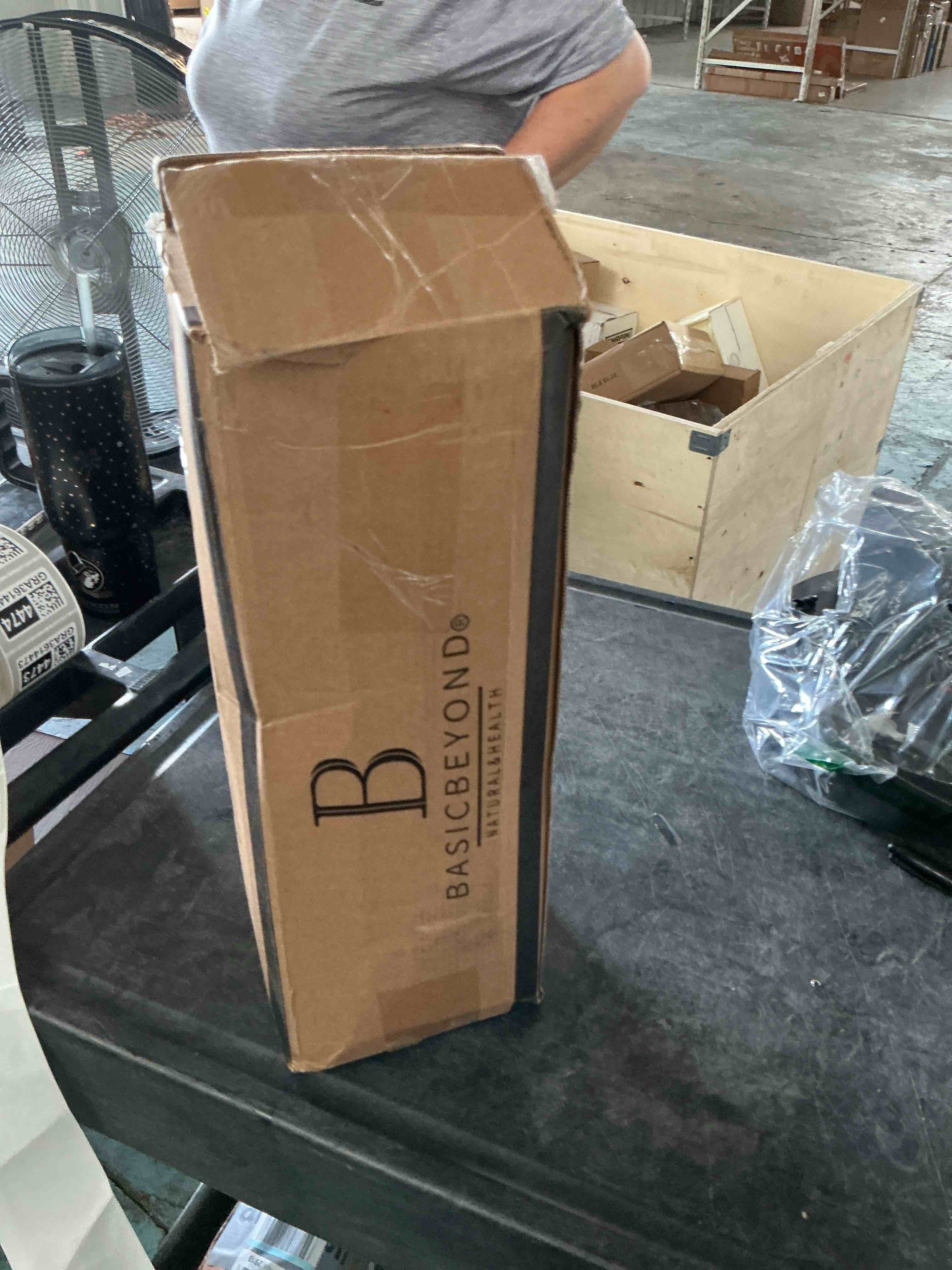 https://s3.amazonaws.com/lotting-images-prod/NonstopDeals/GRA3614462_1755280801595.jpeg