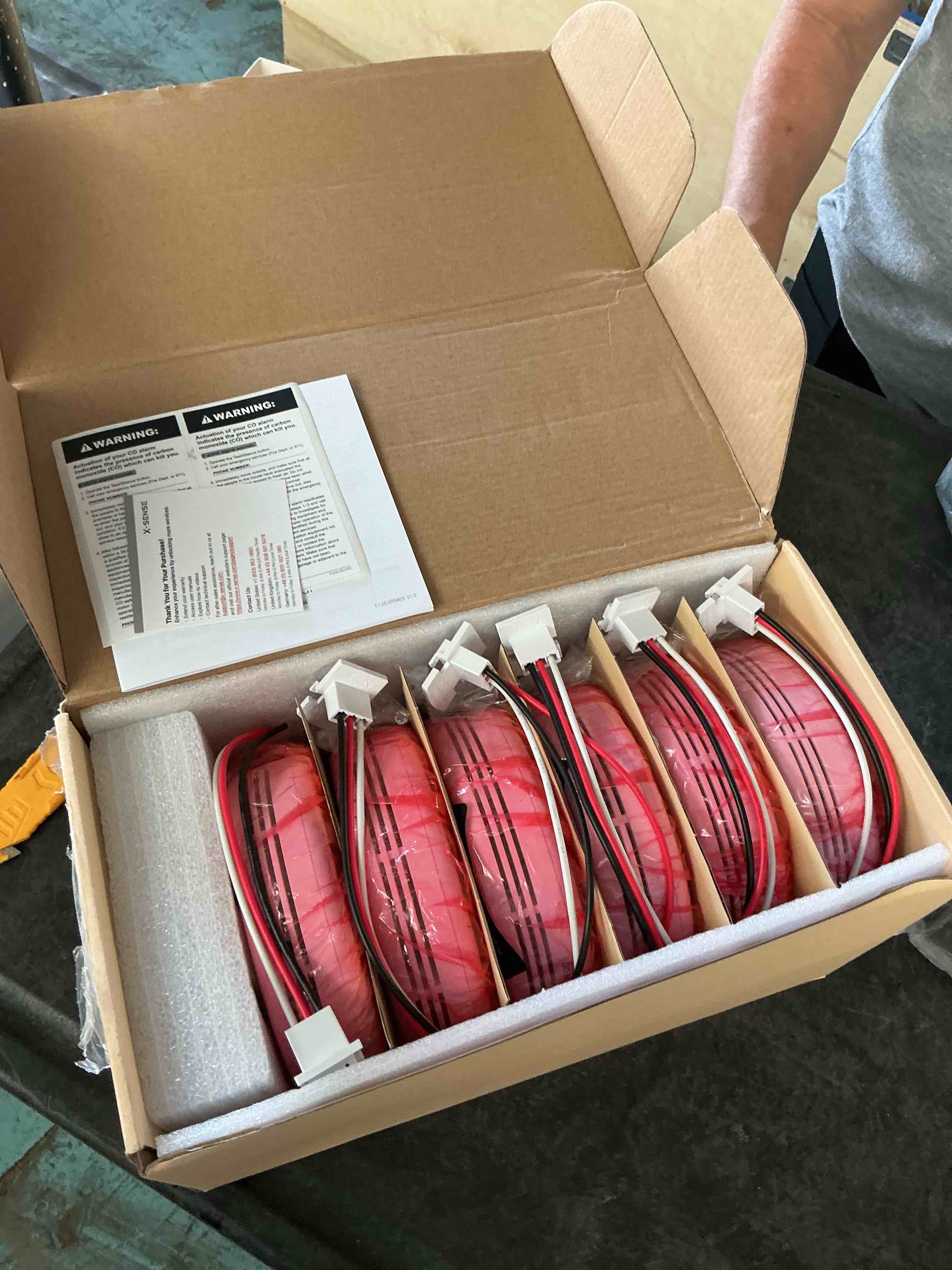 https://s3.amazonaws.com/lotting-images-prod/NonstopDeals/GRA3614466_1755281304466.jpeg