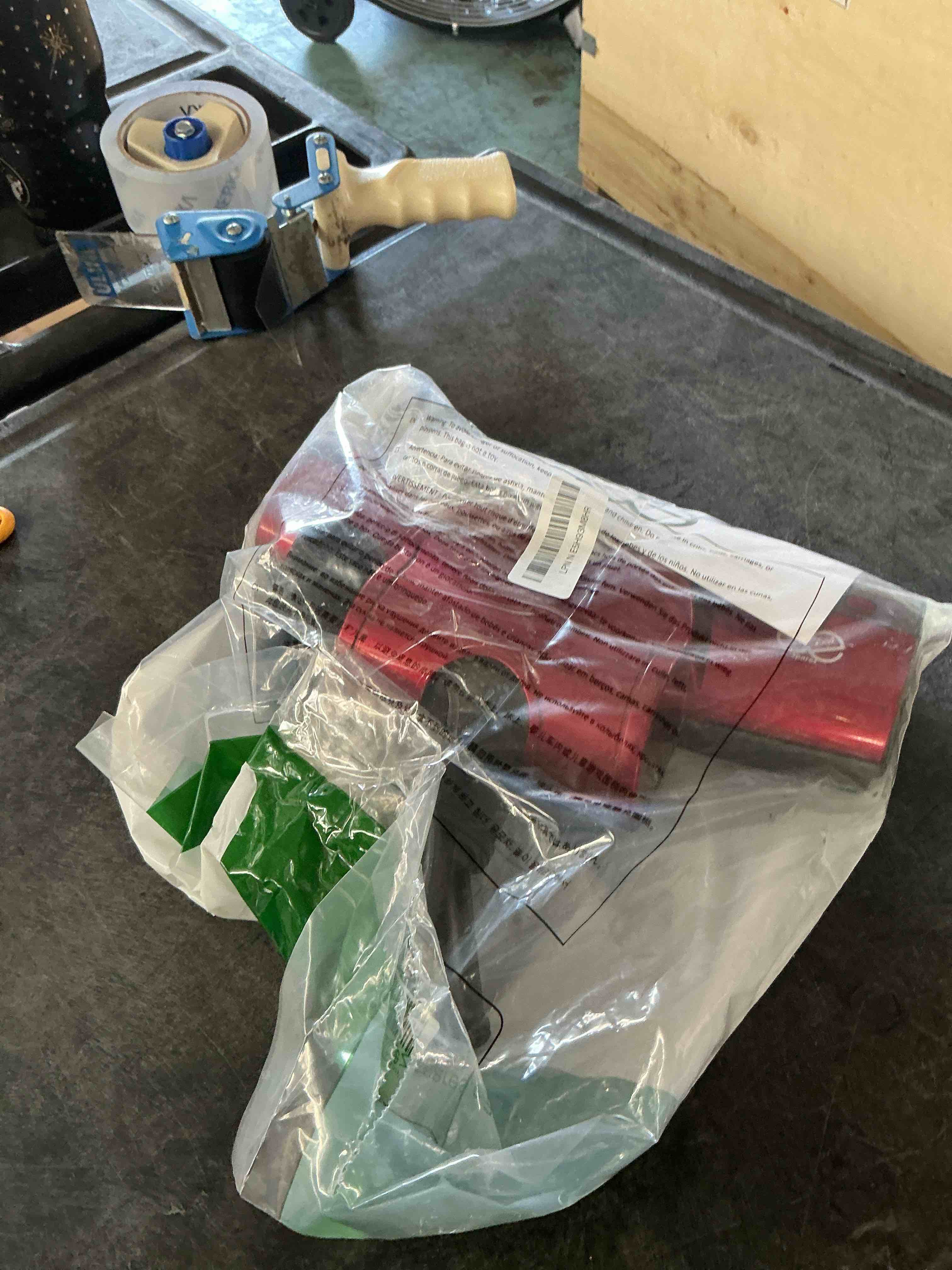 https://s3.amazonaws.com/lotting-images-prod/NonstopDeals/GRA3614467_1755281379601.jpeg