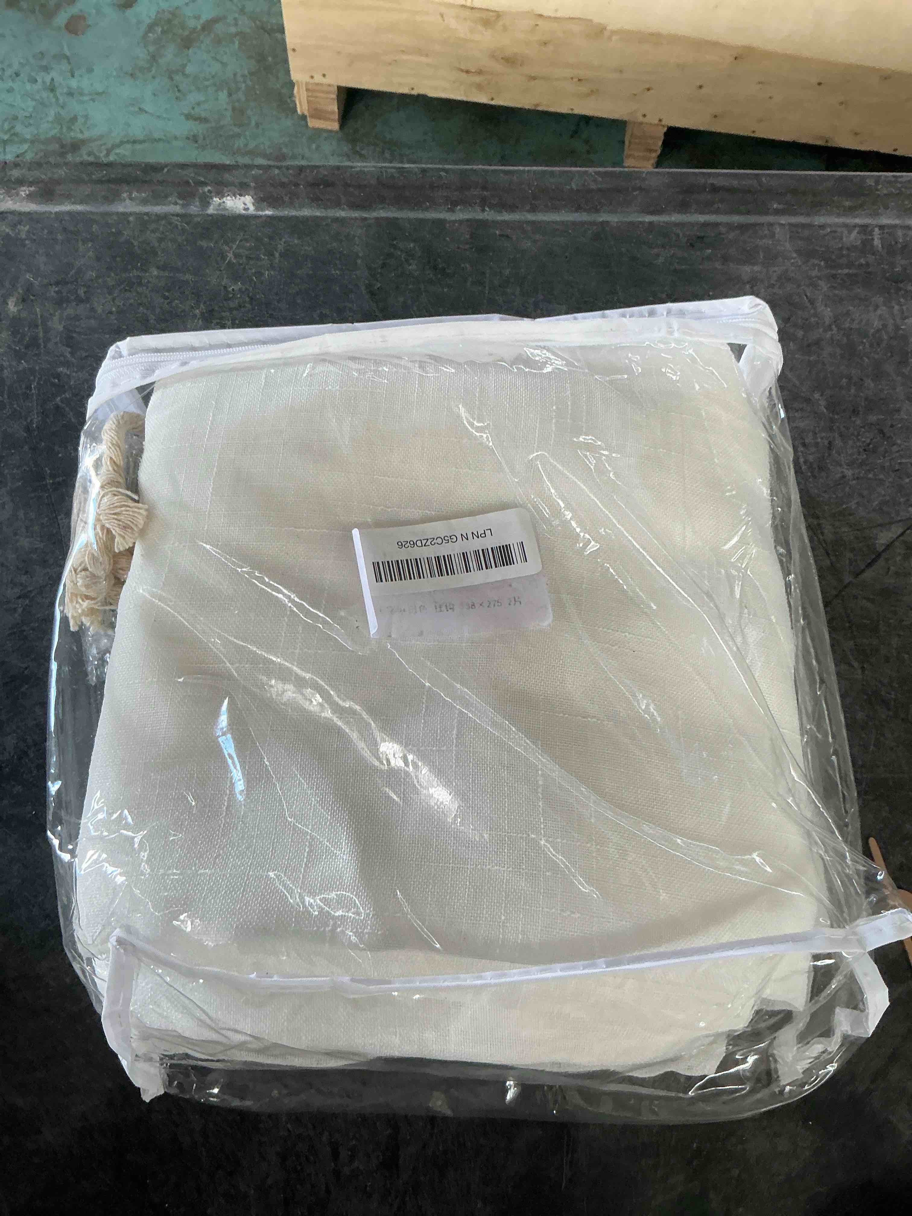 https://s3.amazonaws.com/lotting-images-prod/NonstopDeals/GRA3614477_1755285684087.jpeg