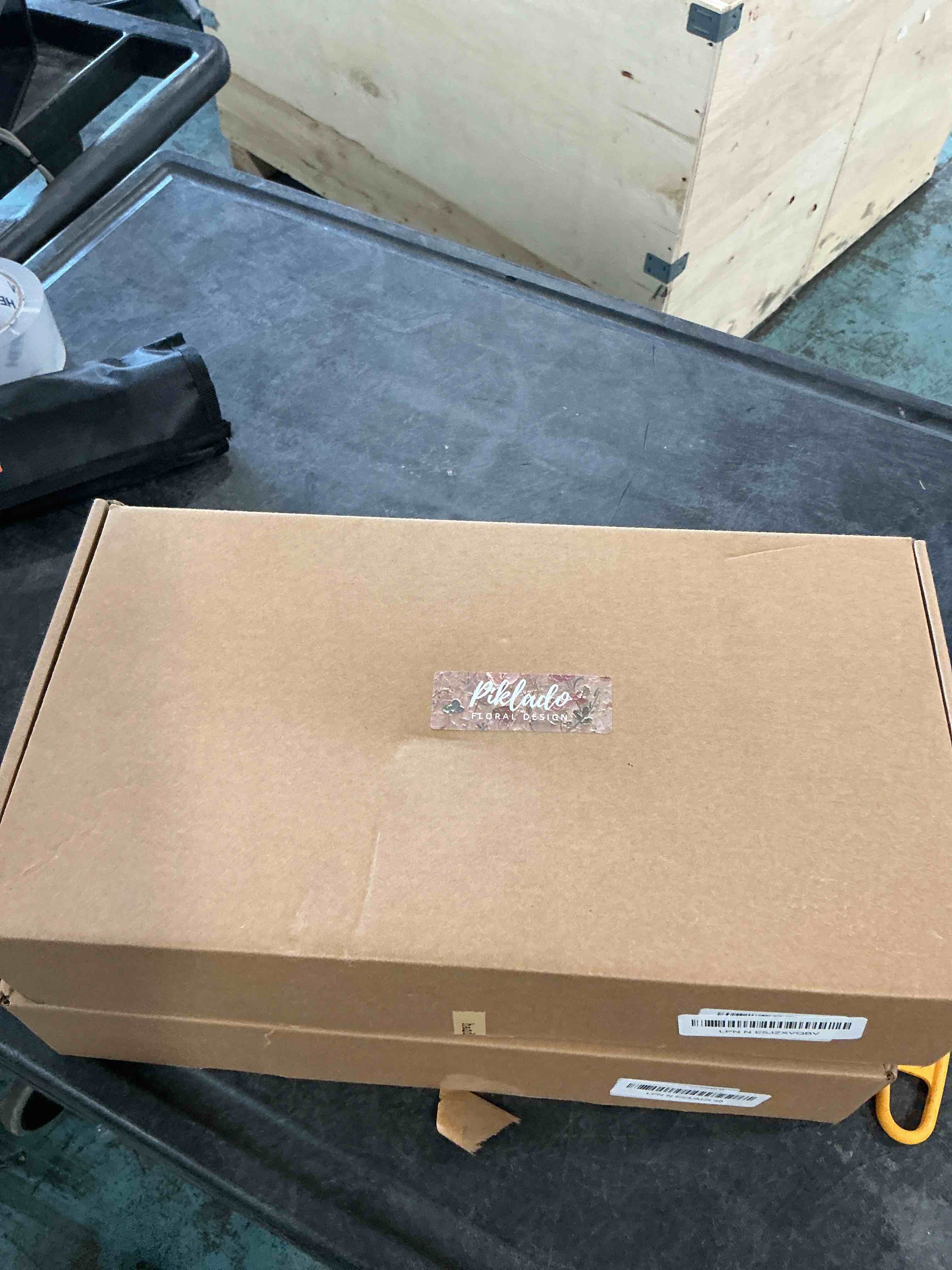 https://s3.amazonaws.com/lotting-images-prod/NonstopDeals/GRA3614548_1755296998191.jpeg