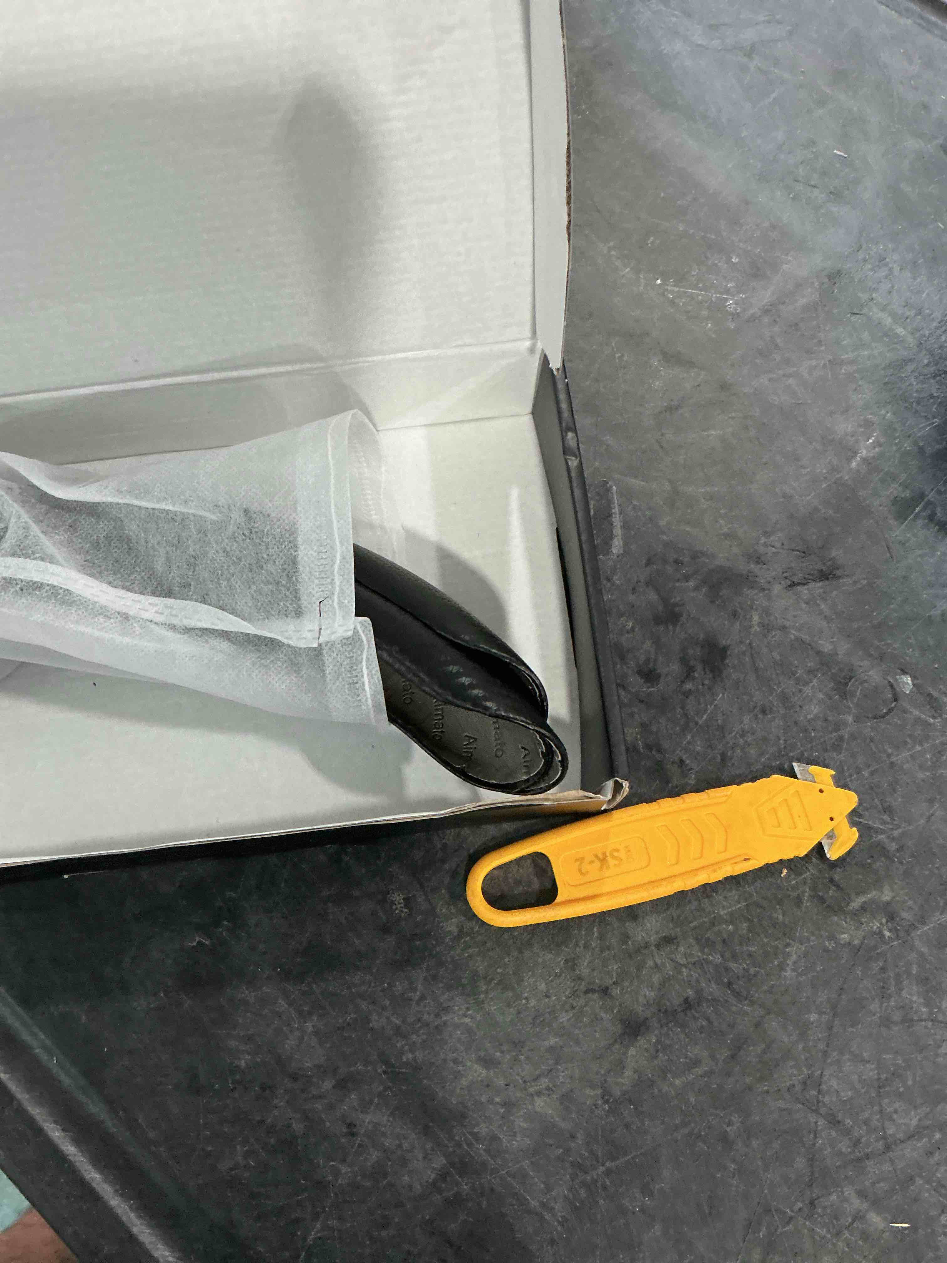 https://s3.amazonaws.com/lotting-images-prod/NonstopDeals/GRA3614584_1755301068126.jpeg