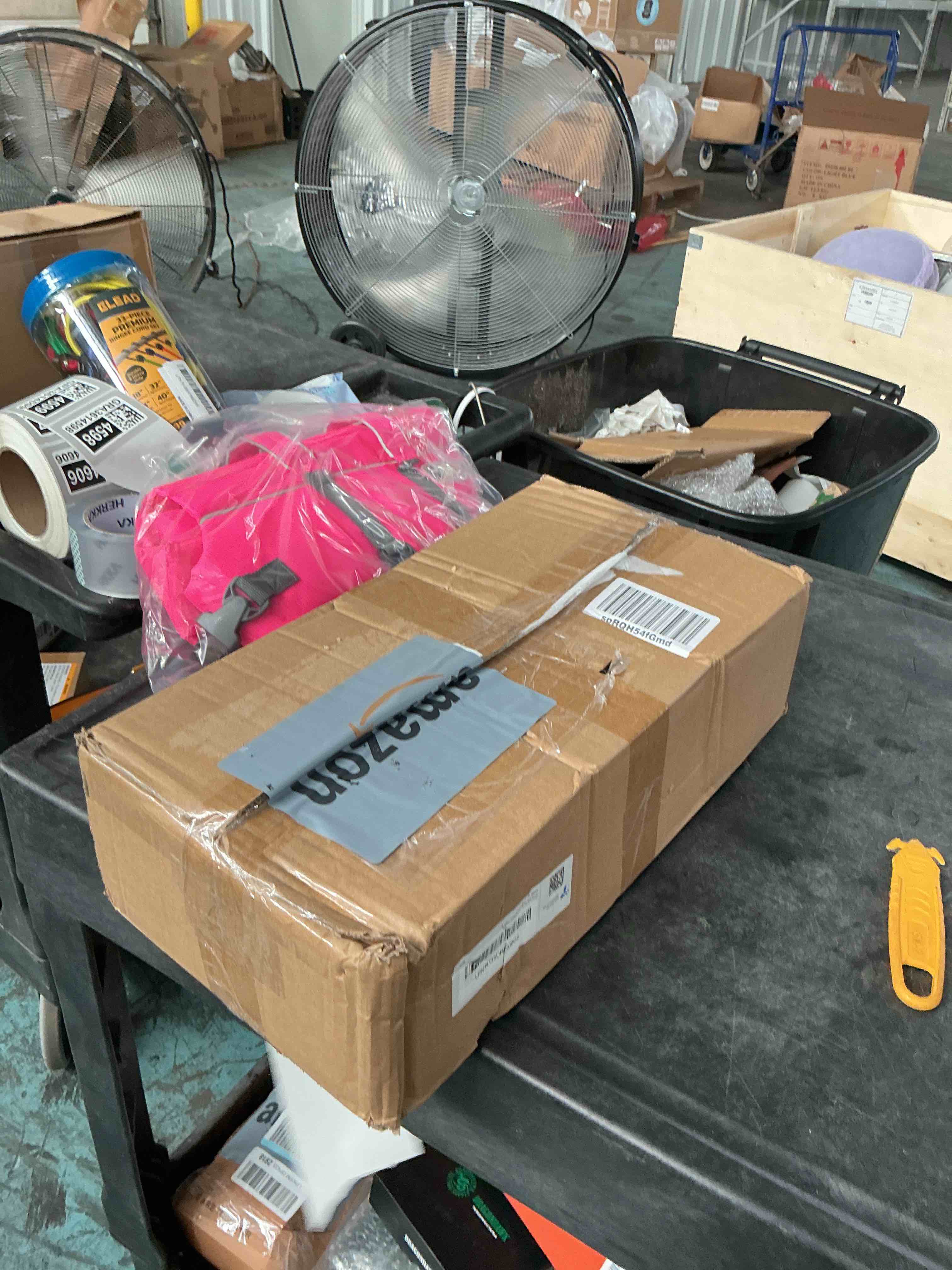 https://s3.amazonaws.com/lotting-images-prod/NonstopDeals/GRA3614598_1755373620540.jpeg
