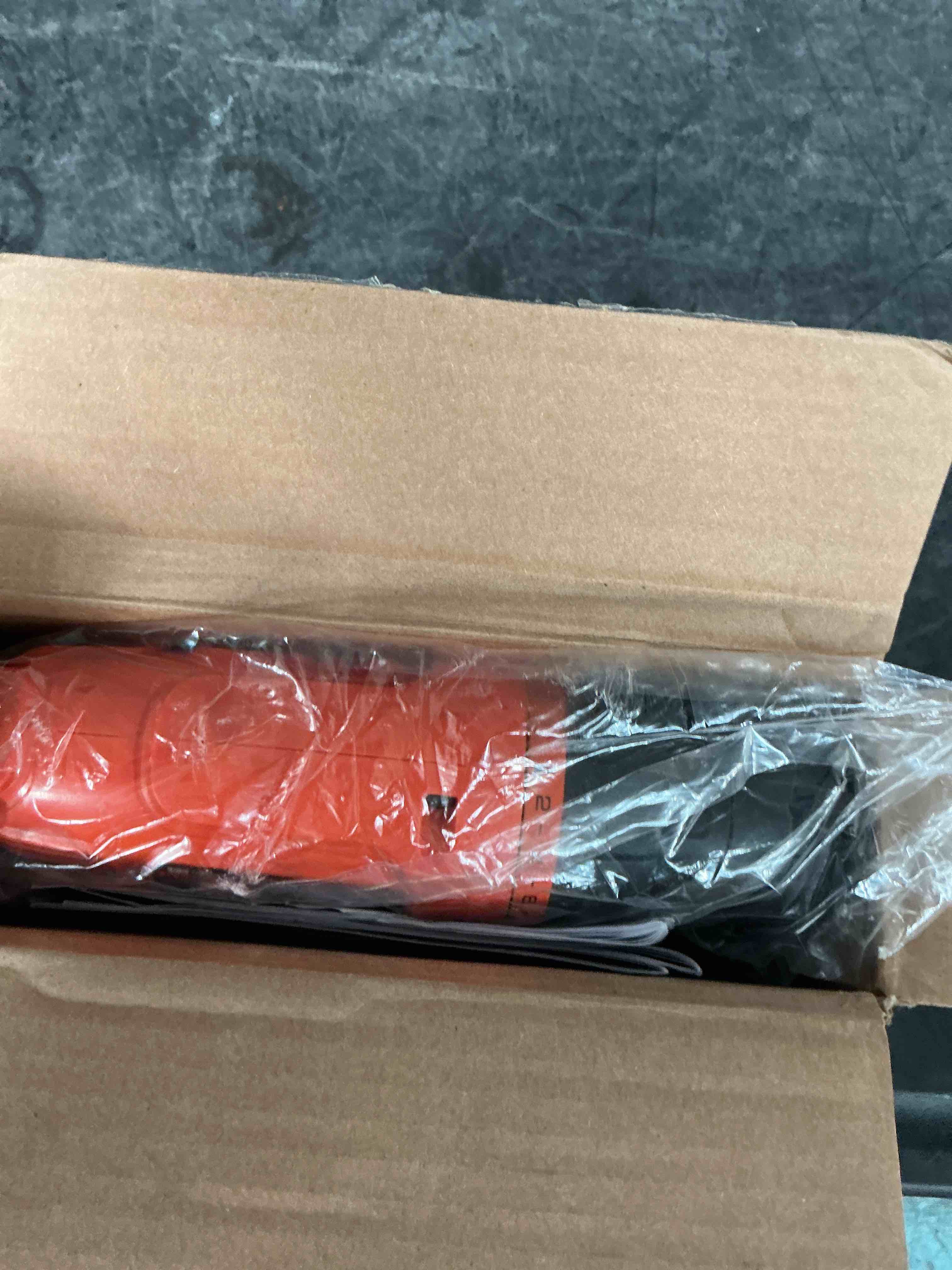 https://s3.amazonaws.com/lotting-images-prod/NonstopDeals/GRA3614654_1755378605483.jpeg