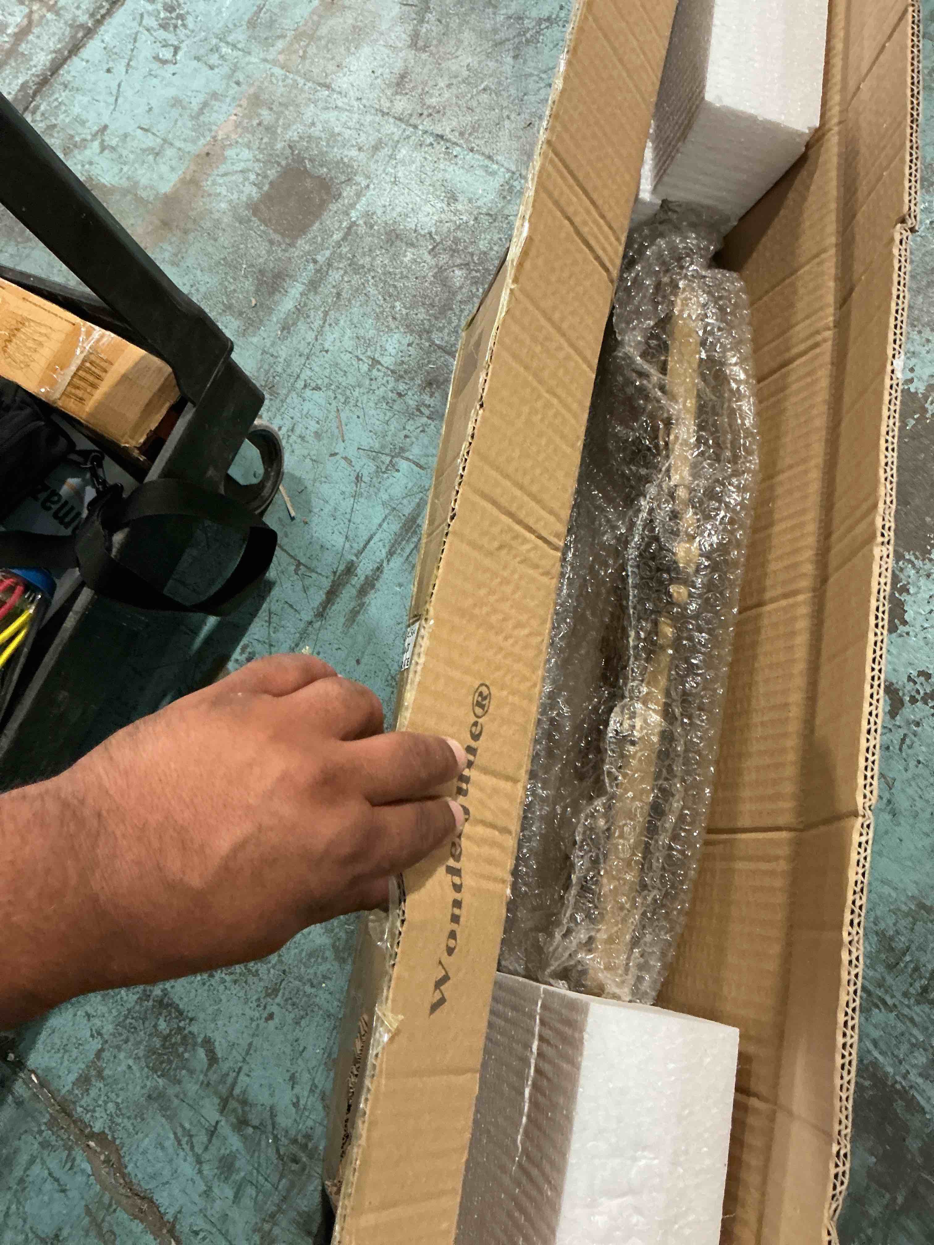 https://s3.amazonaws.com/lotting-images-prod/NonstopDeals/GRA3614702_1755387575482.jpeg