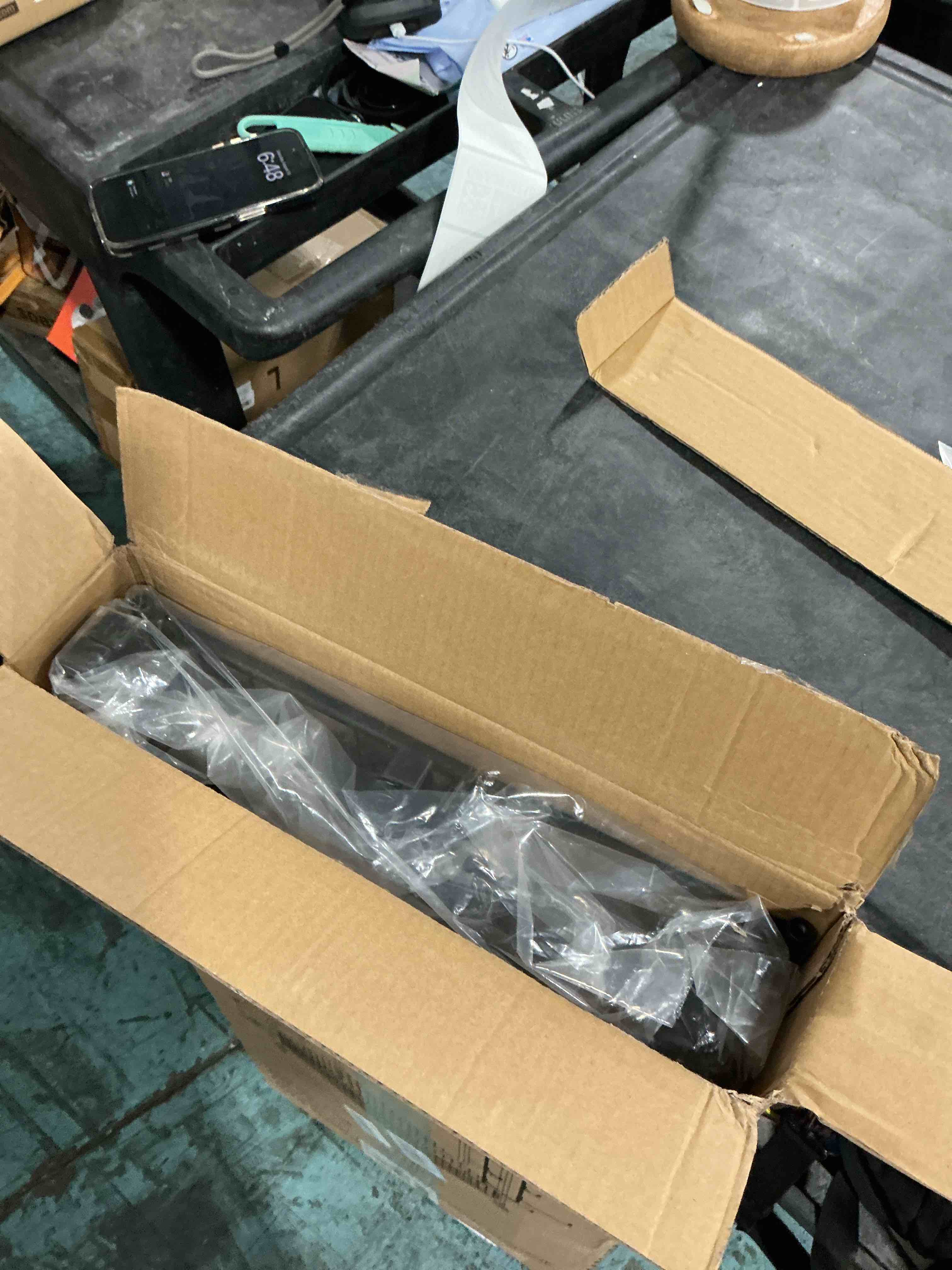 https://s3.amazonaws.com/lotting-images-prod/NonstopDeals/GRA3614707_1755388093787.jpeg