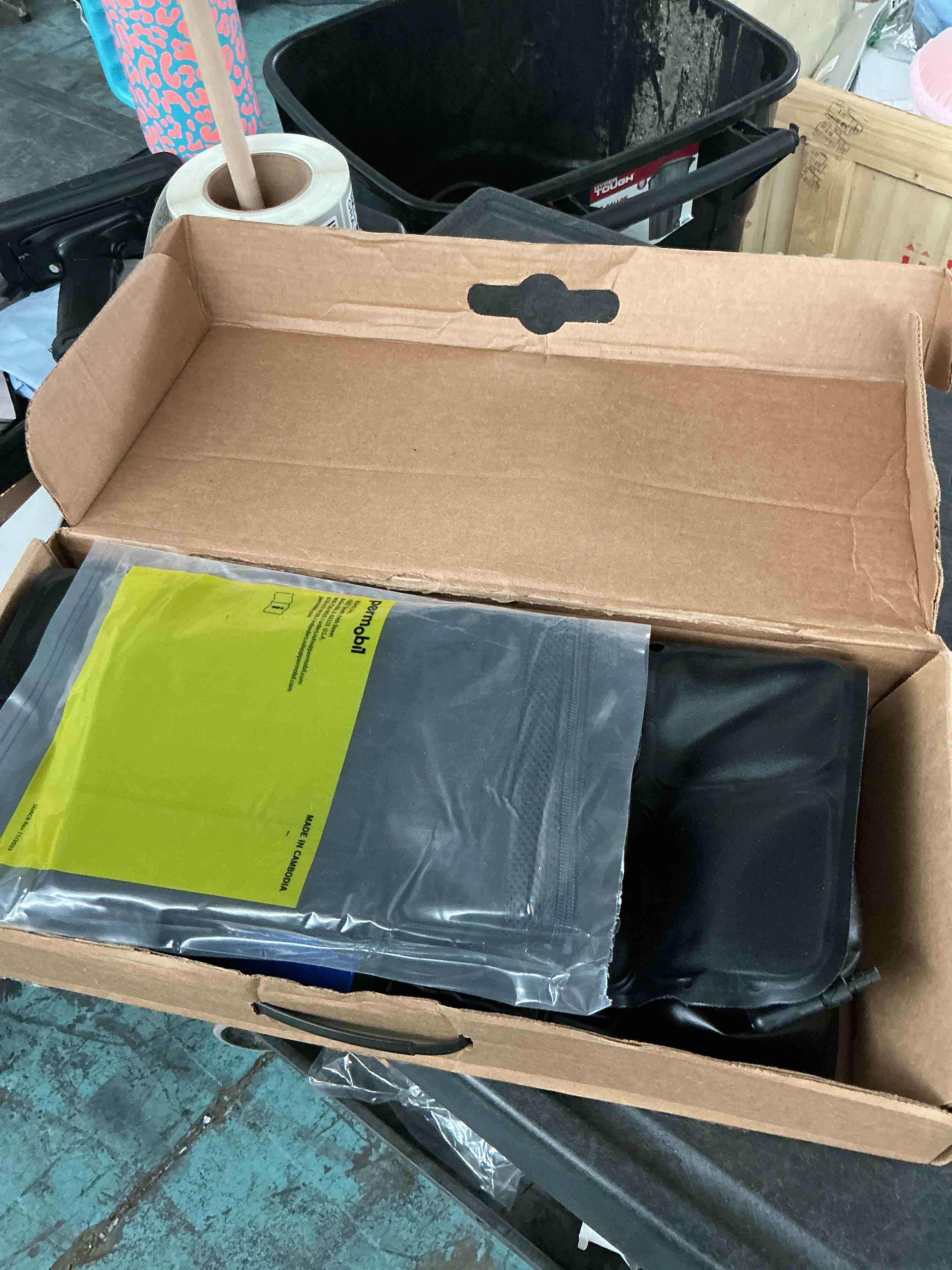 https://s3.amazonaws.com/lotting-images-prod/NonstopDeals/GRA3614723_1755452800246.jpeg