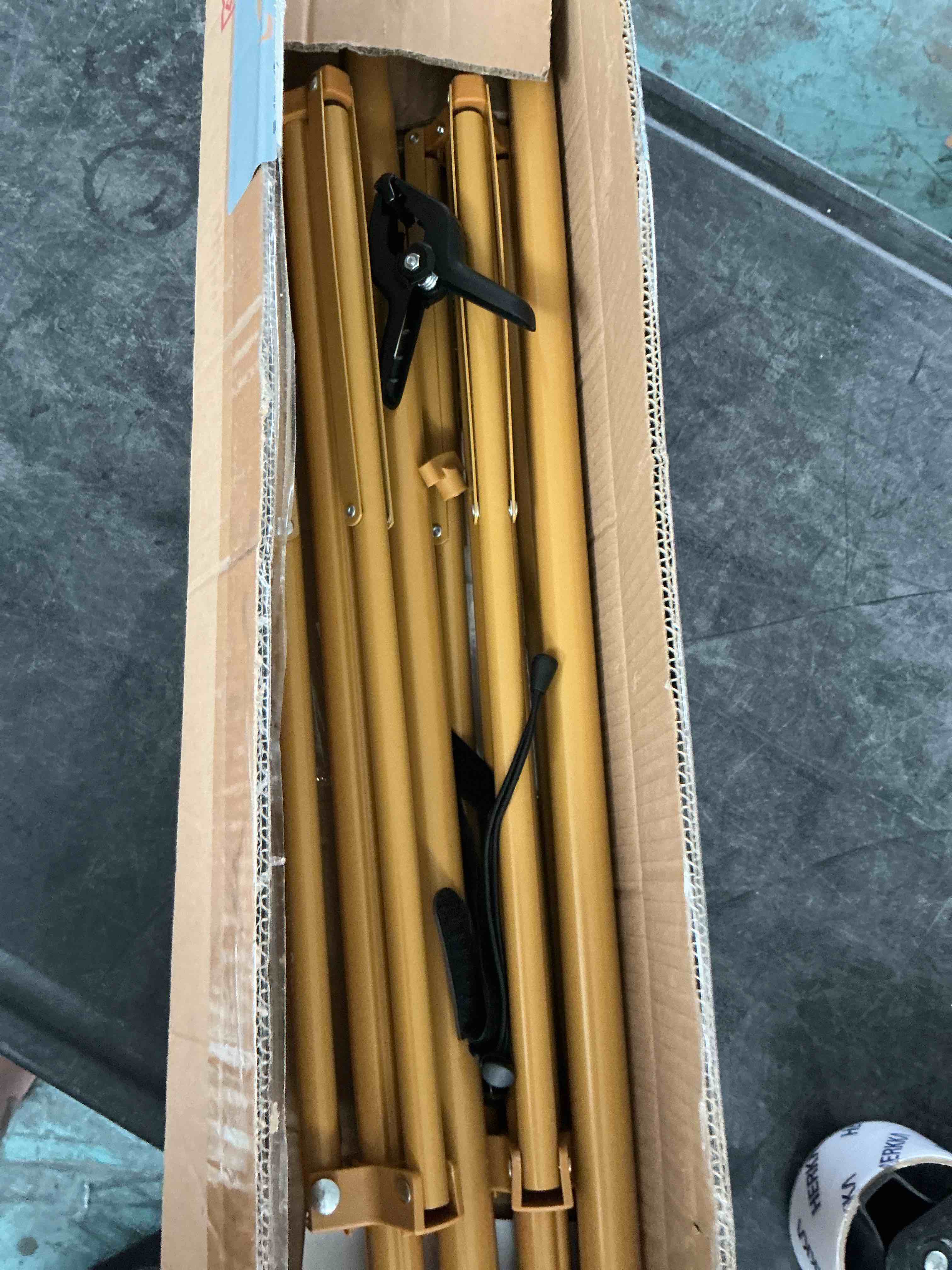 https://s3.amazonaws.com/lotting-images-prod/NonstopDeals/GRA3614726_1755453030975.jpeg