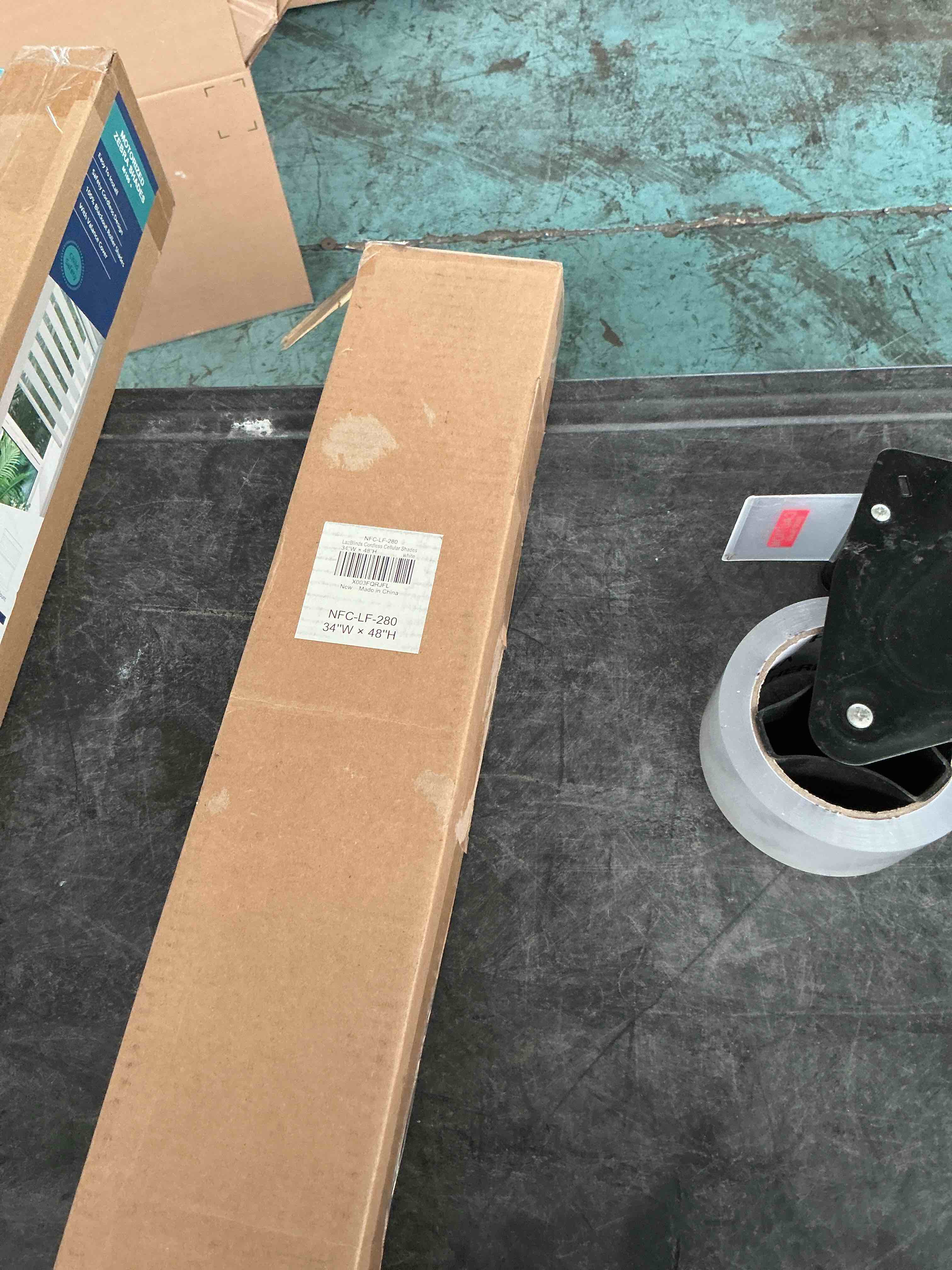 https://s3.amazonaws.com/lotting-images-prod/NonstopDeals/GRA3614749_1755456351120.jpeg