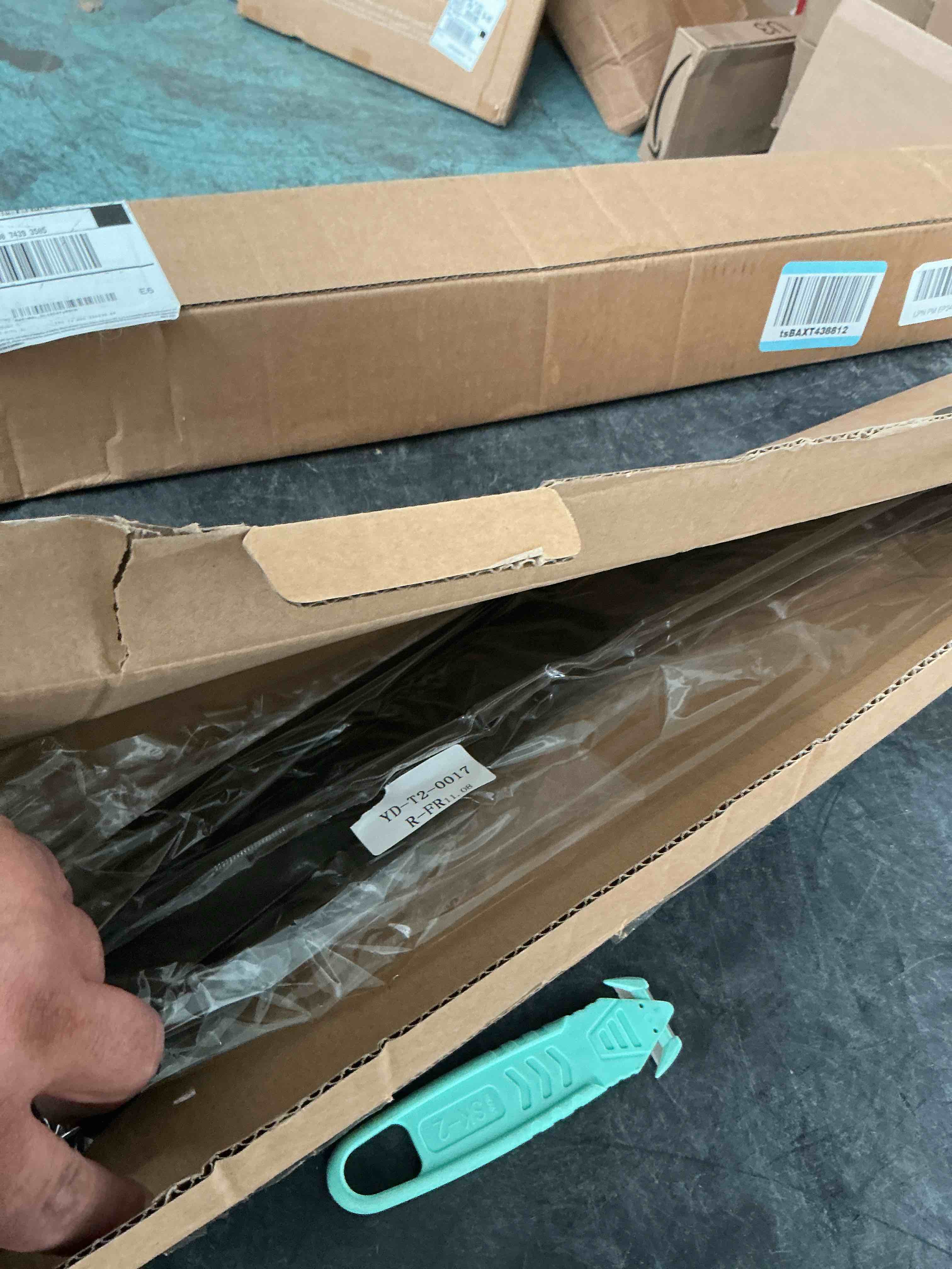 https://s3.amazonaws.com/lotting-images-prod/NonstopDeals/GRA3614754_1755456936655.jpeg