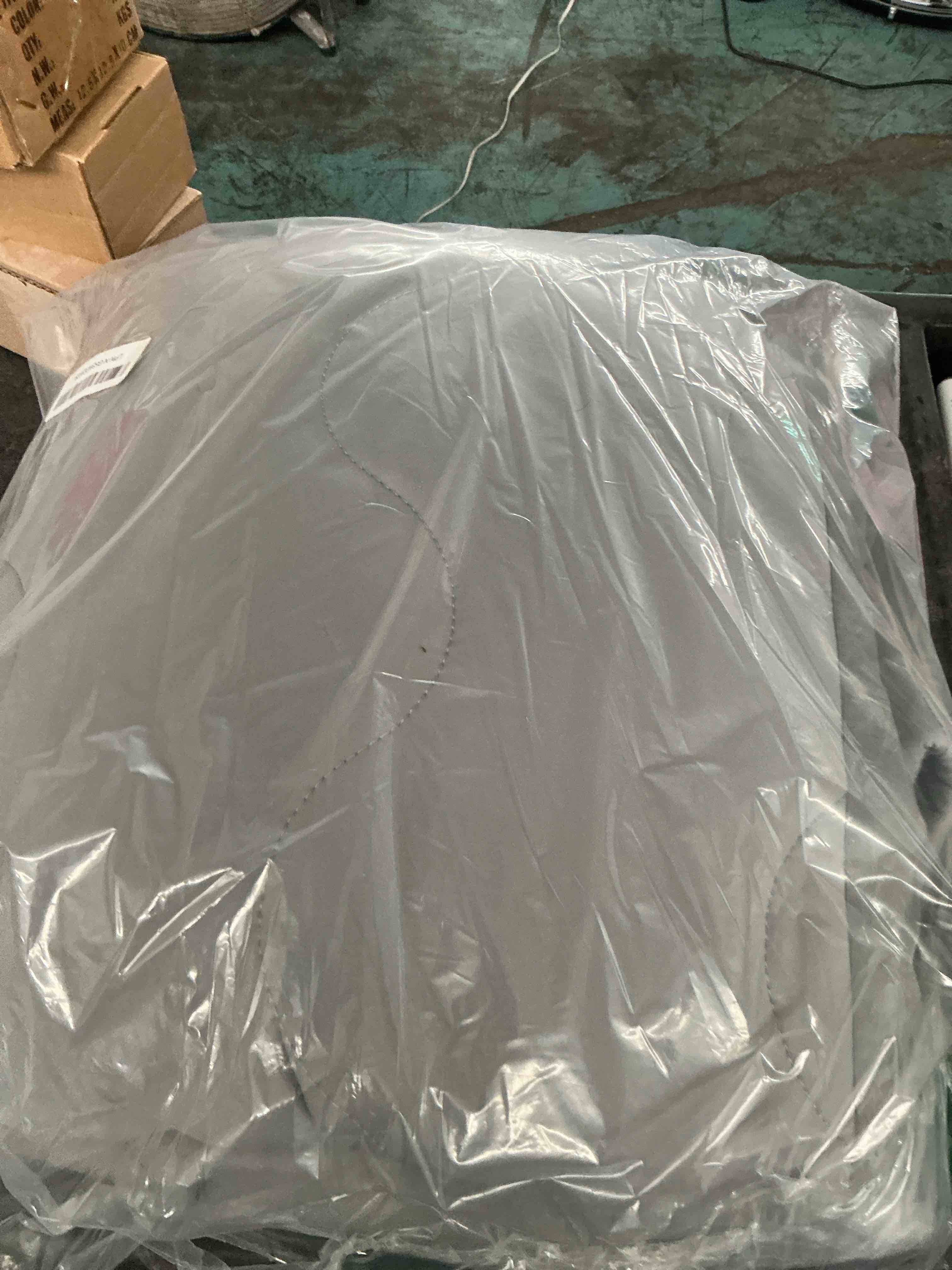 https://s3.amazonaws.com/lotting-images-prod/NonstopDeals/GRA3614765_1755458034251.jpeg
