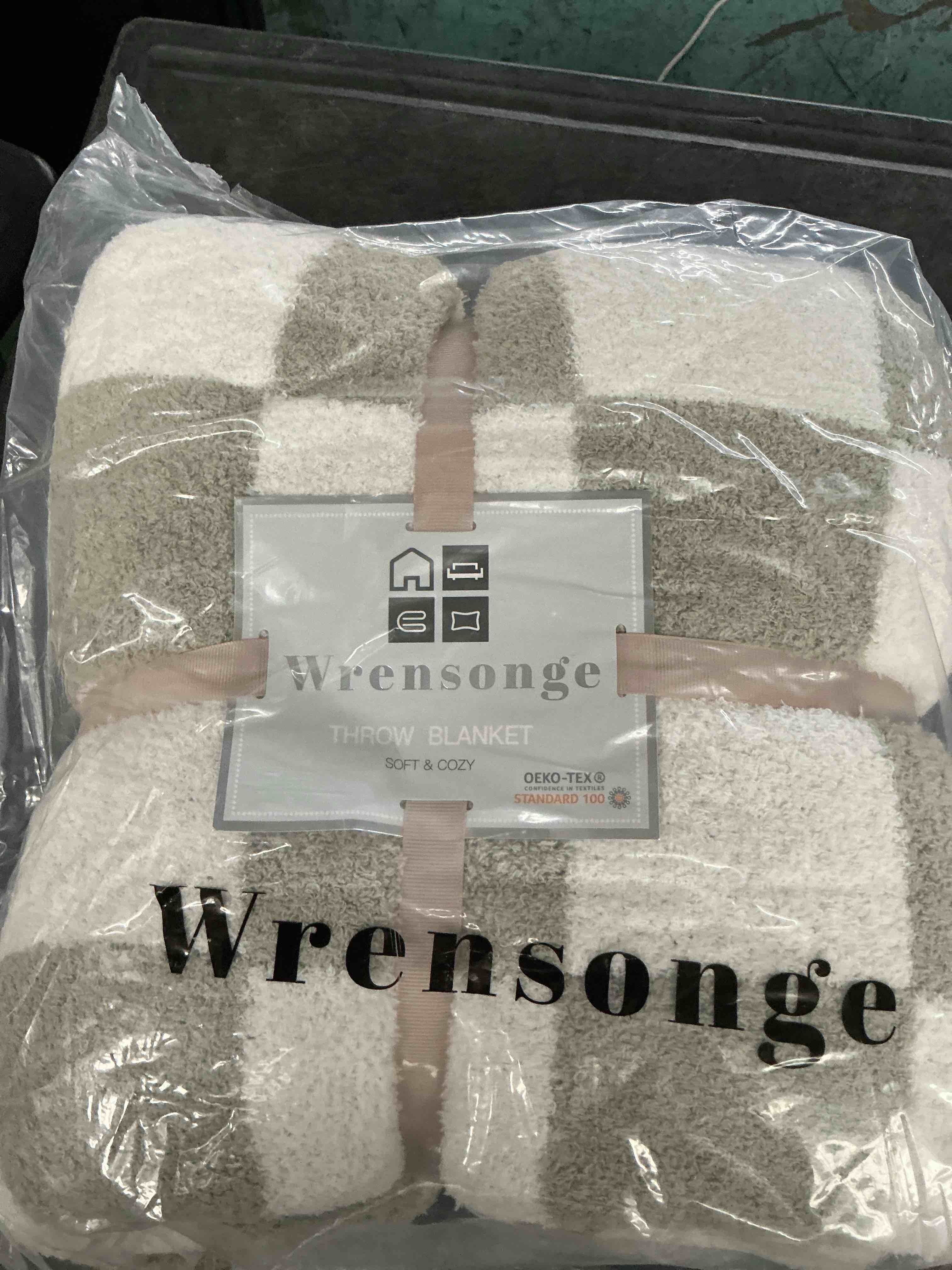 https://s3.amazonaws.com/lotting-images-prod/NonstopDeals/GRA3614798_1755461484236.jpeg