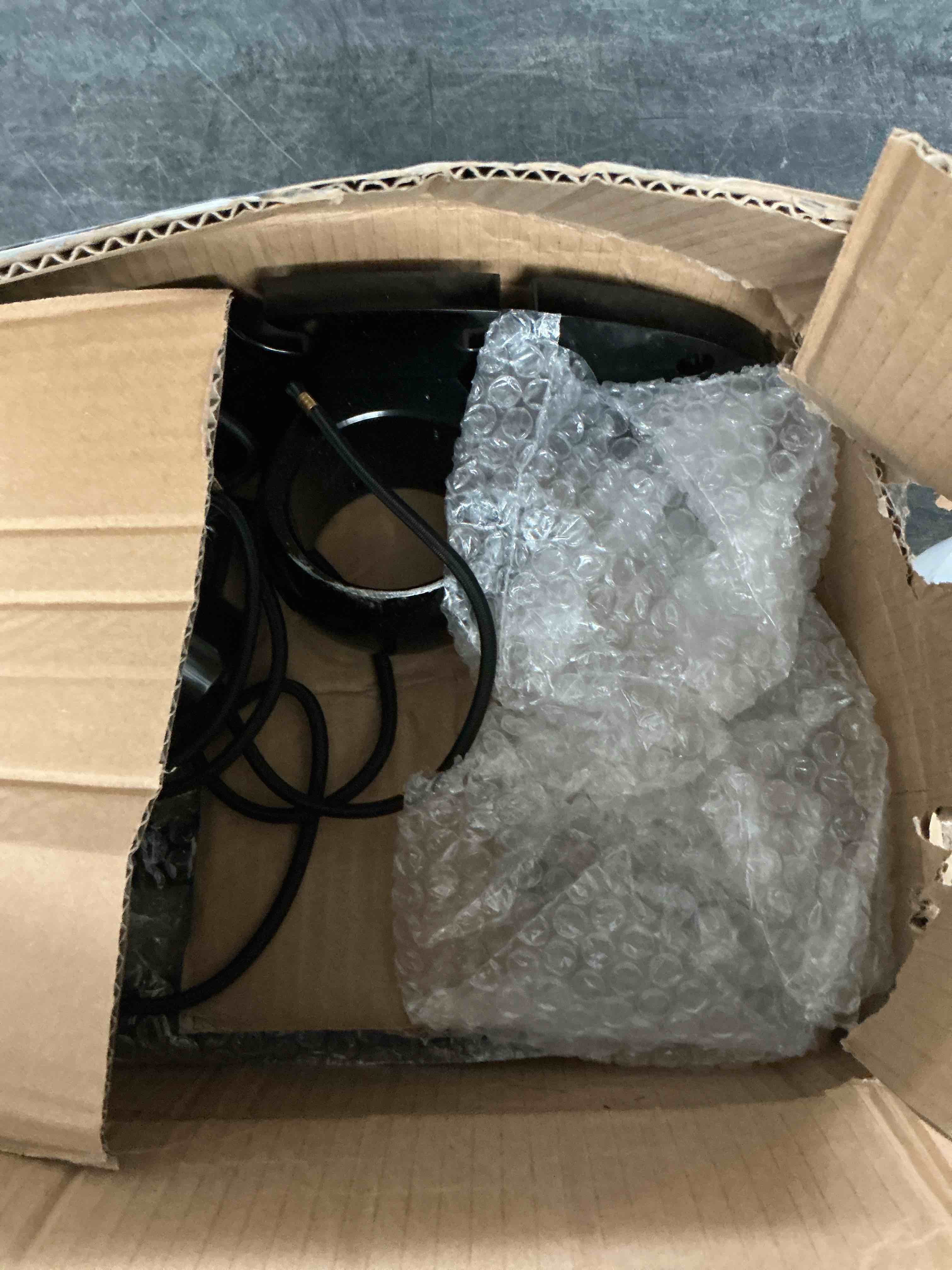 https://s3.amazonaws.com/lotting-images-prod/NonstopDeals/GRA3614819_1755463565221.jpeg