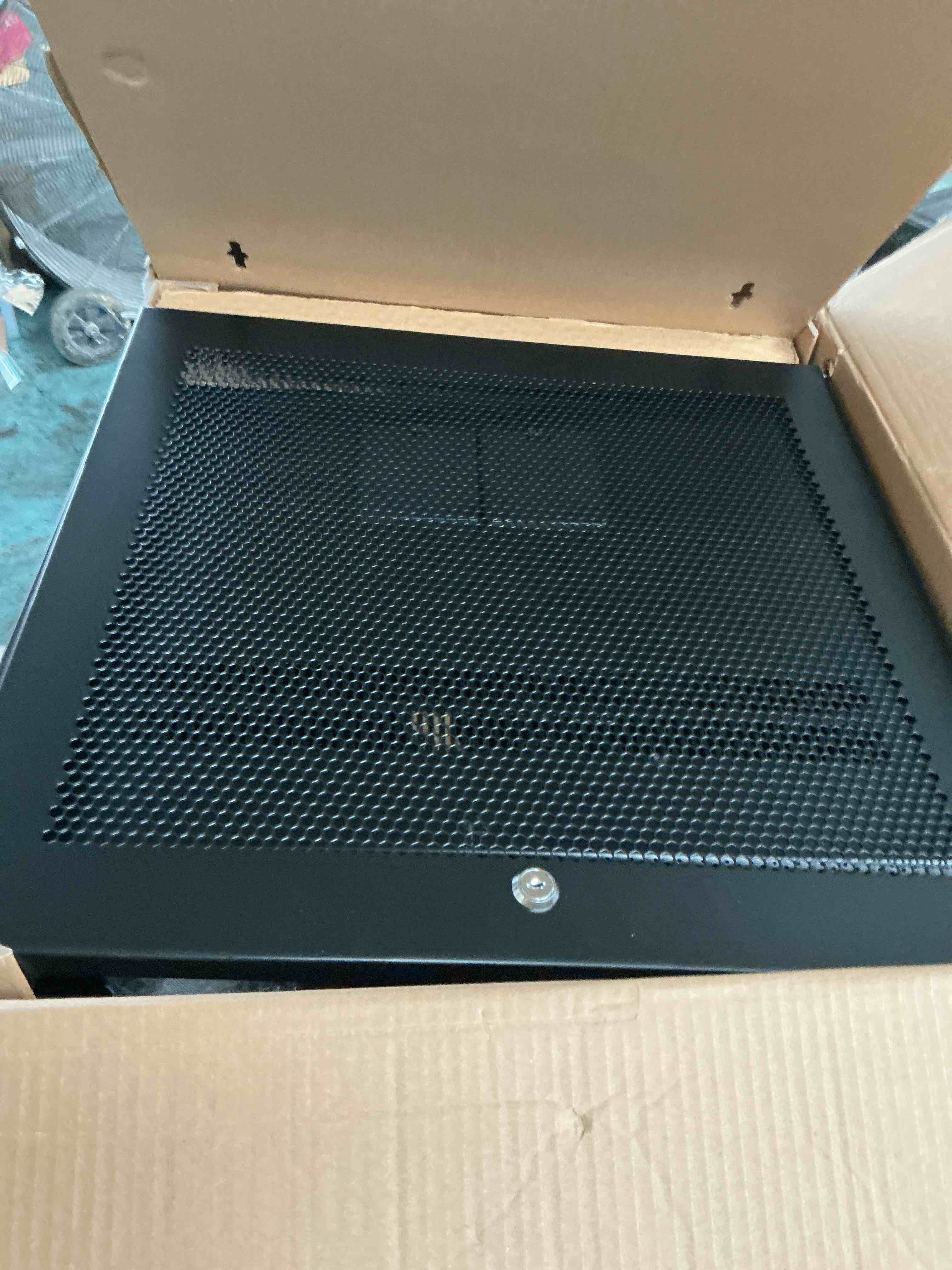 https://s3.amazonaws.com/lotting-images-prod/NonstopDeals/GRA3614840_1755465736849.jpeg