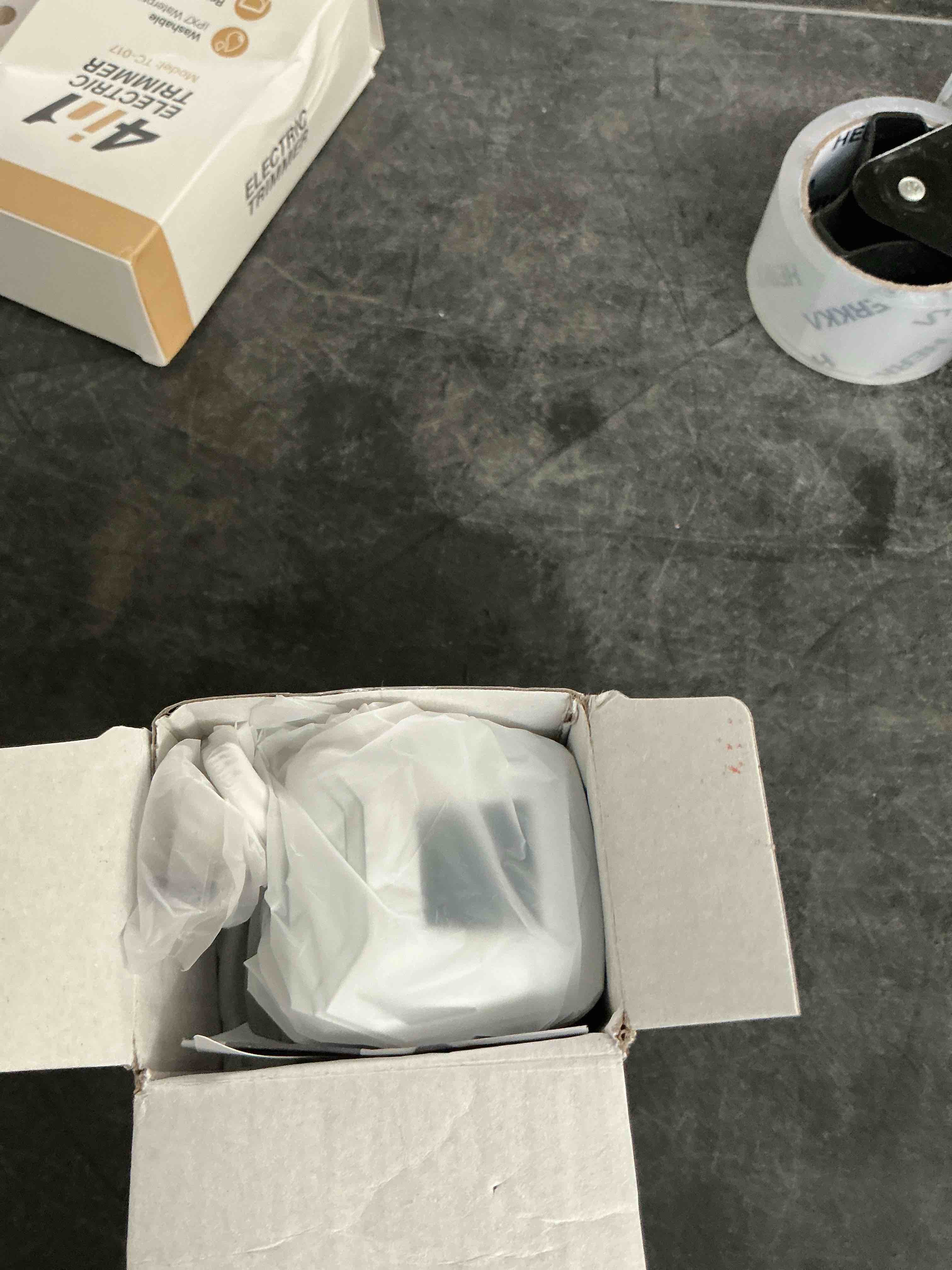 https://s3.amazonaws.com/lotting-images-prod/NonstopDeals/GRA3614862_1755468044143.jpeg