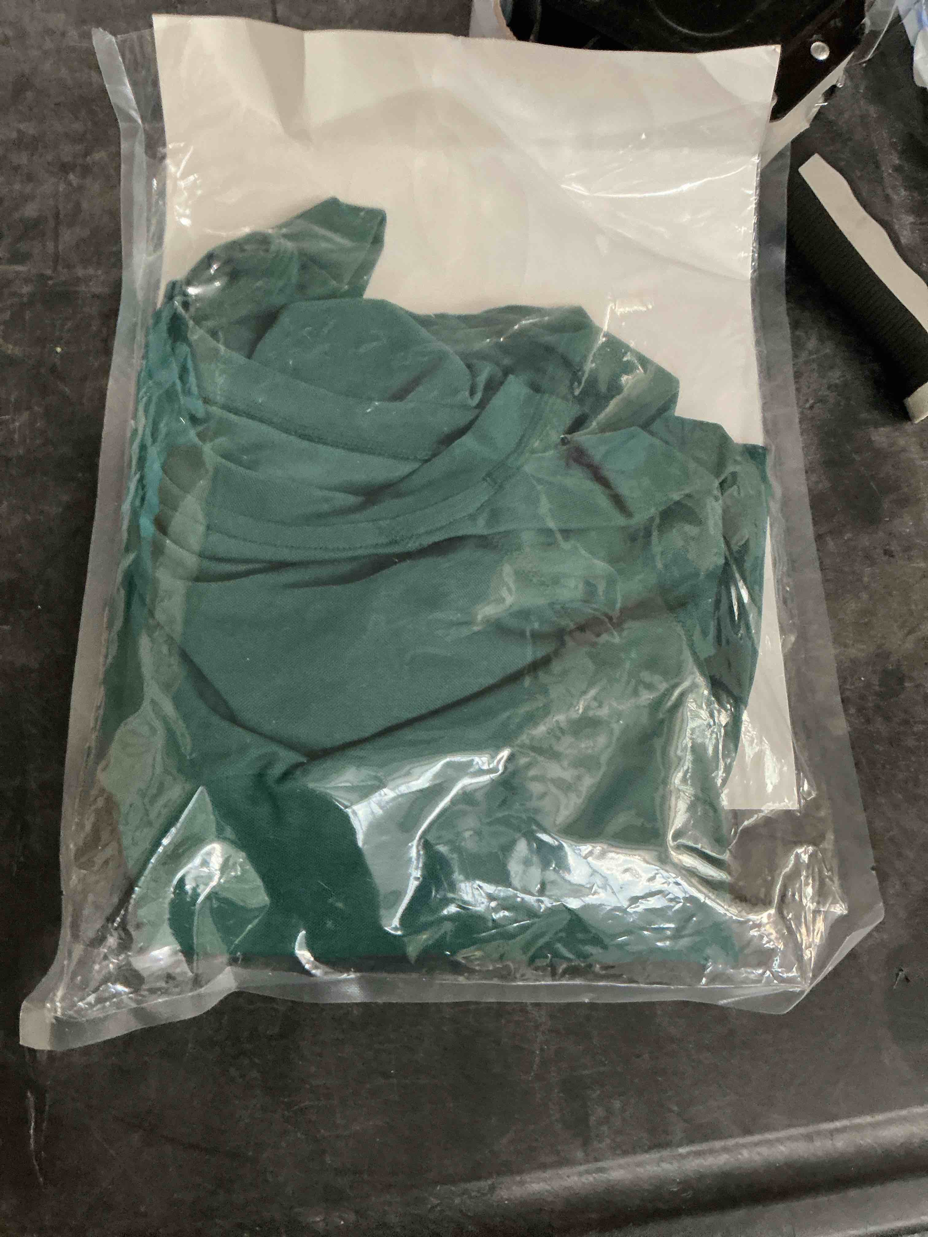 https://s3.amazonaws.com/lotting-images-prod/NonstopDeals/GRA3614870_1755468899573.jpeg