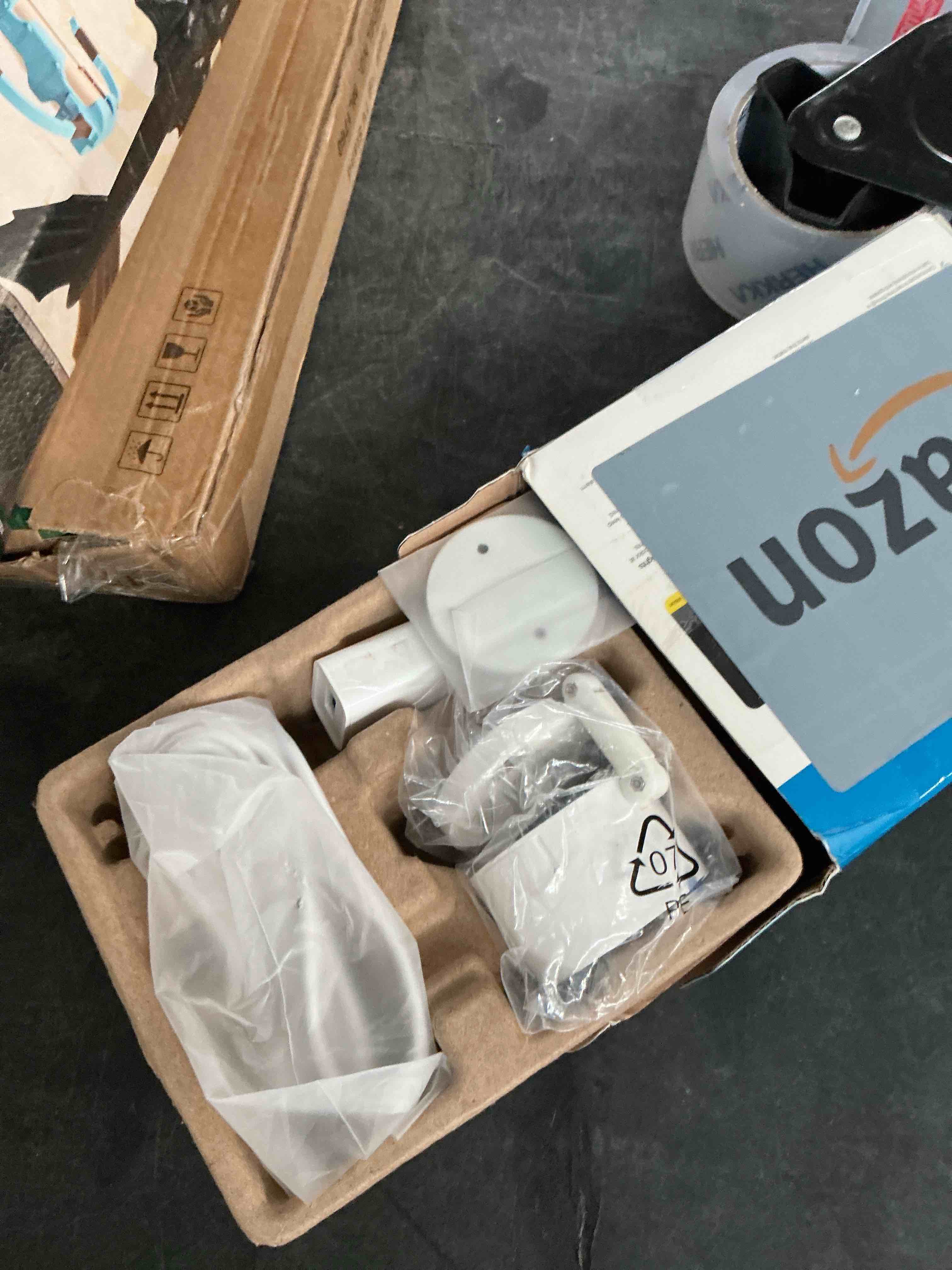 https://s3.amazonaws.com/lotting-images-prod/NonstopDeals/GRA3614872_1755469430884.jpeg