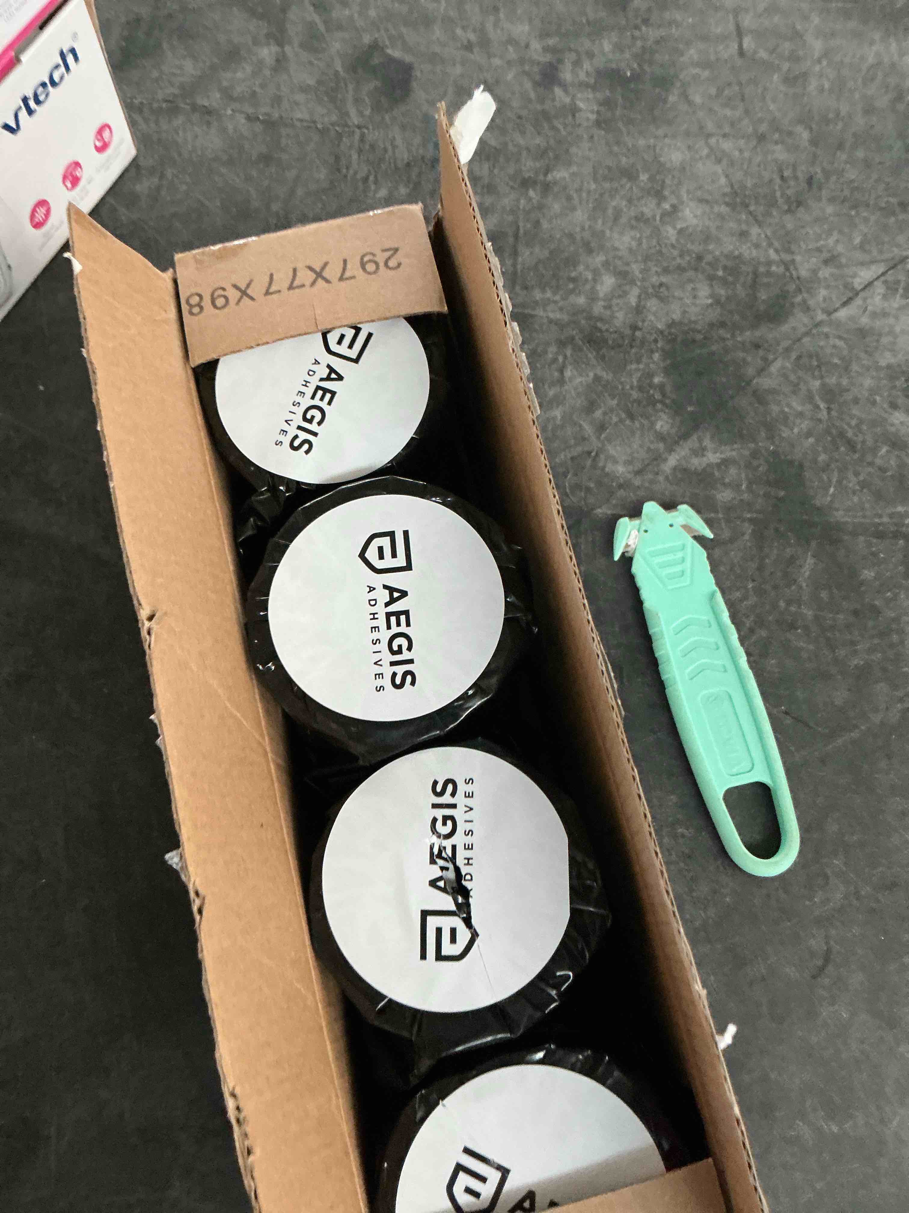 https://s3.amazonaws.com/lotting-images-prod/NonstopDeals/GRA3614878_1755469978686.jpeg