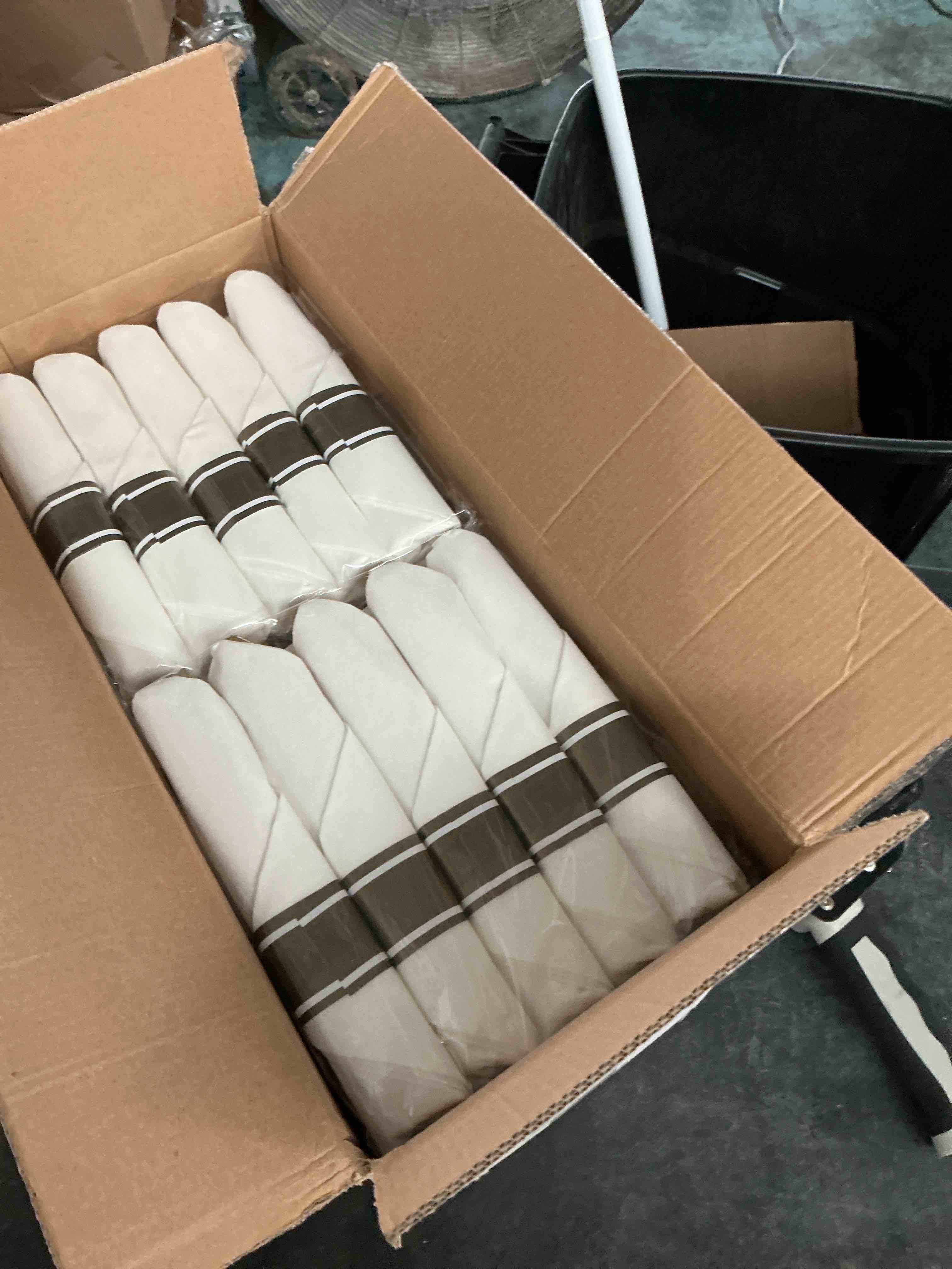 https://s3.amazonaws.com/lotting-images-prod/NonstopDeals/GRA3614890_1755471070313.jpeg