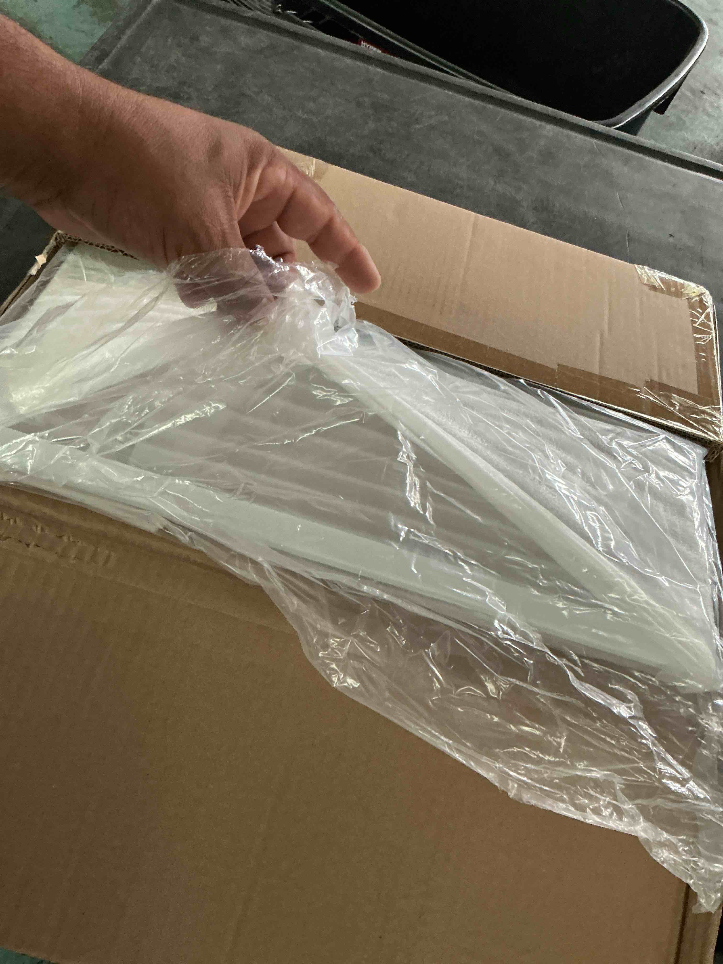 https://s3.amazonaws.com/lotting-images-prod/NonstopDeals/GRA3614907_1755622014062.jpeg