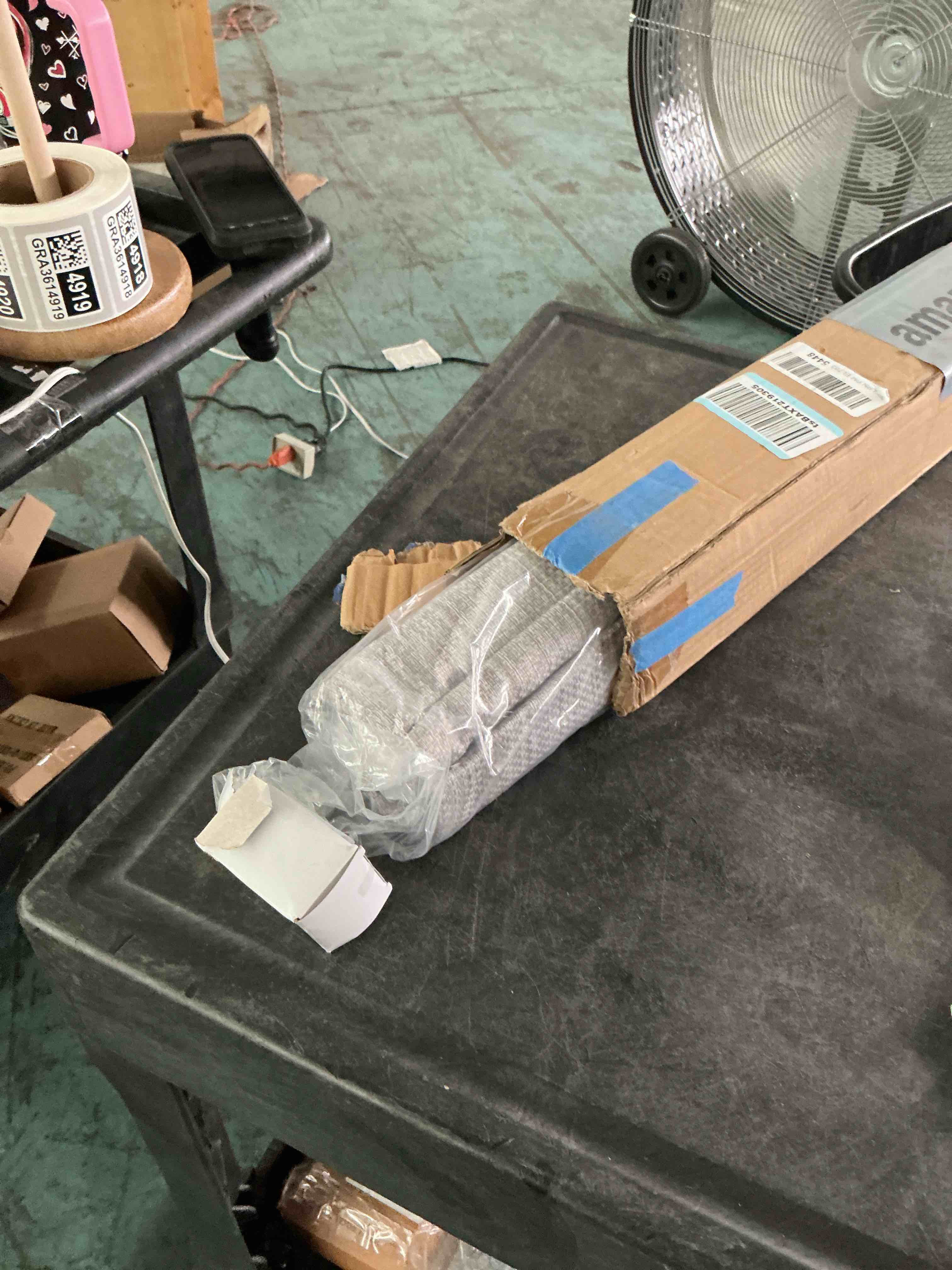 https://s3.amazonaws.com/lotting-images-prod/NonstopDeals/GRA3614909_1755622390964.jpeg