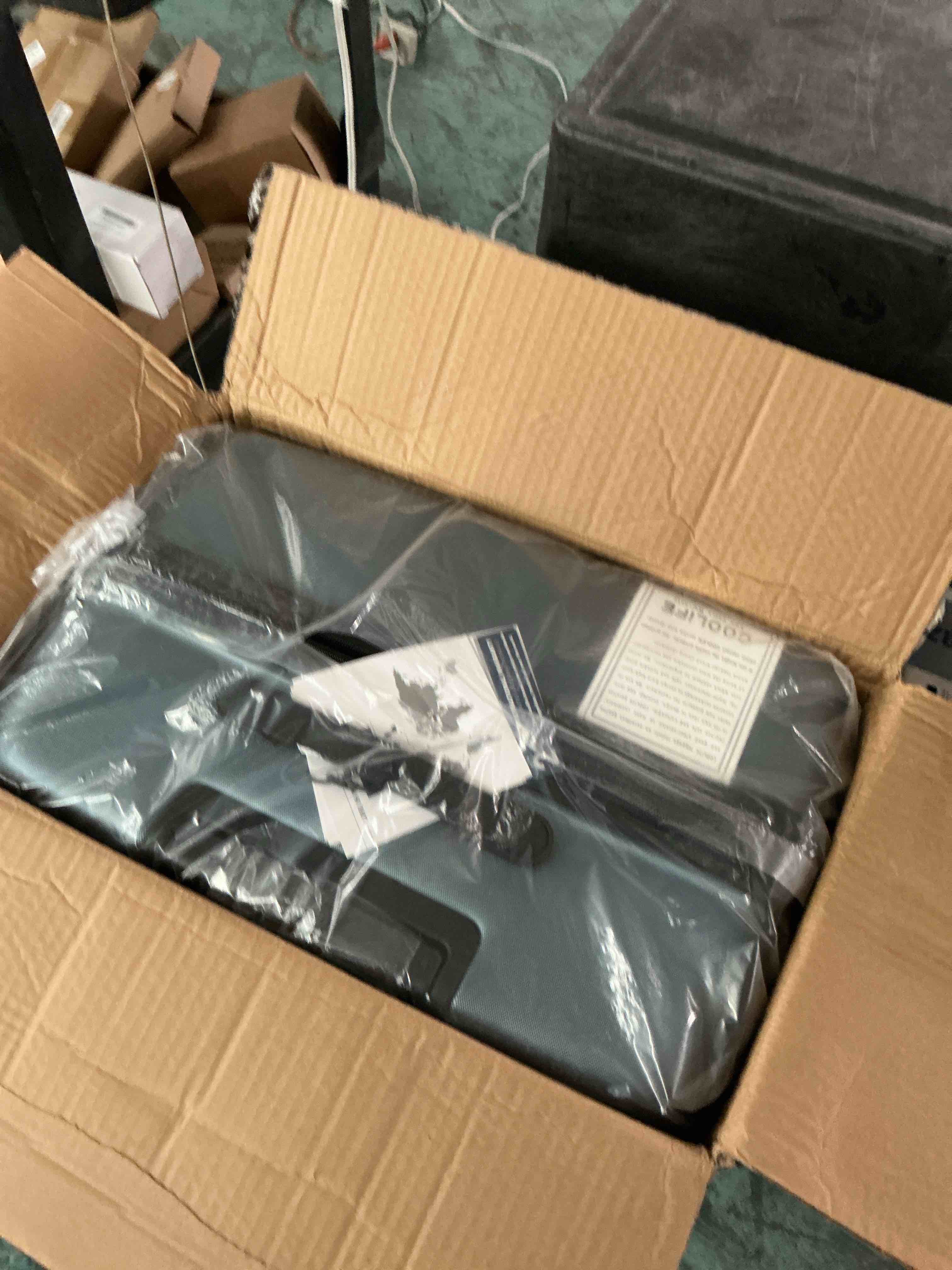 https://s3.amazonaws.com/lotting-images-prod/NonstopDeals/GRA3614914_1755623801228.jpeg