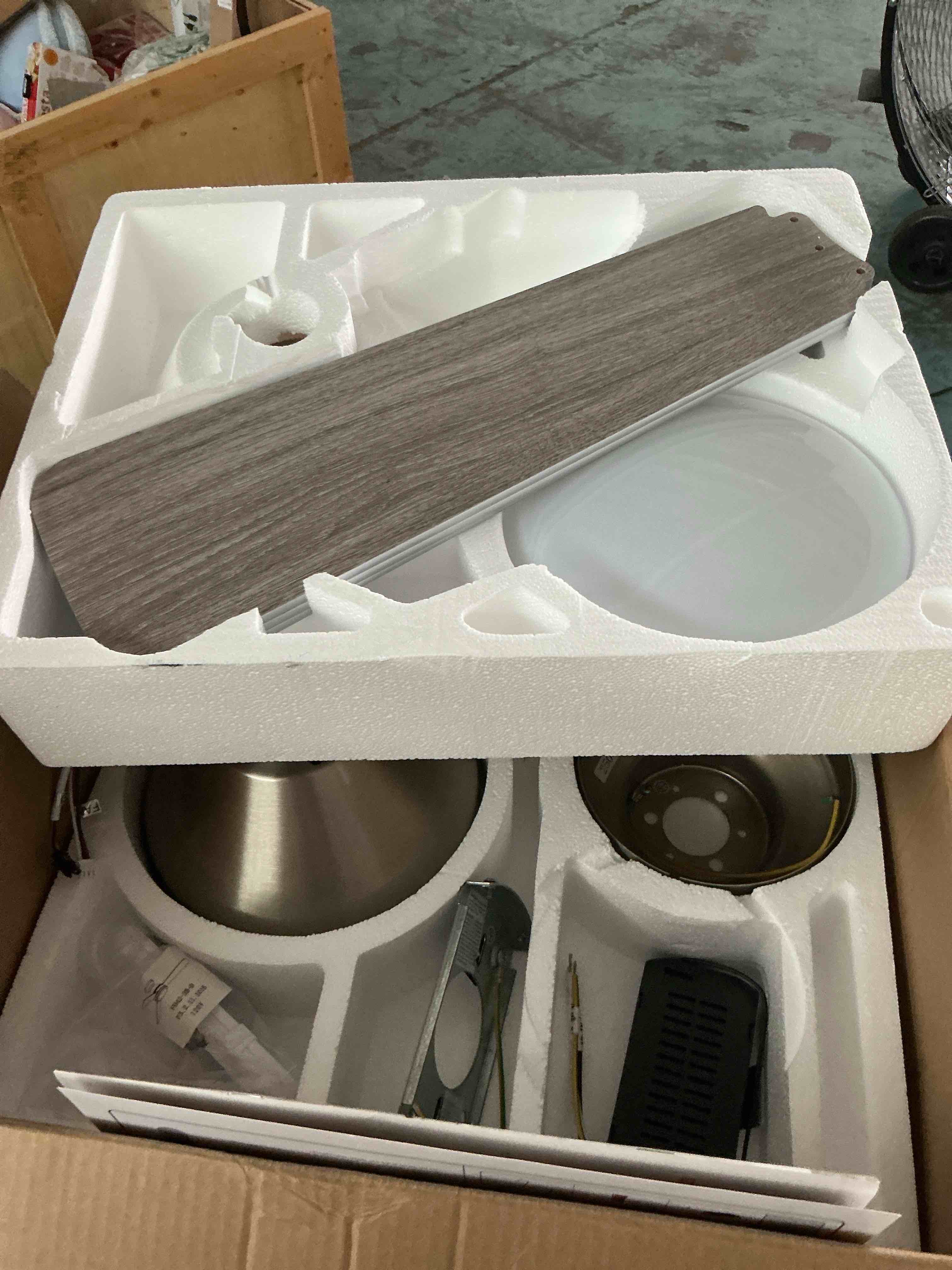 https://s3.amazonaws.com/lotting-images-prod/NonstopDeals/GRA3614917_1755624343796.jpeg
