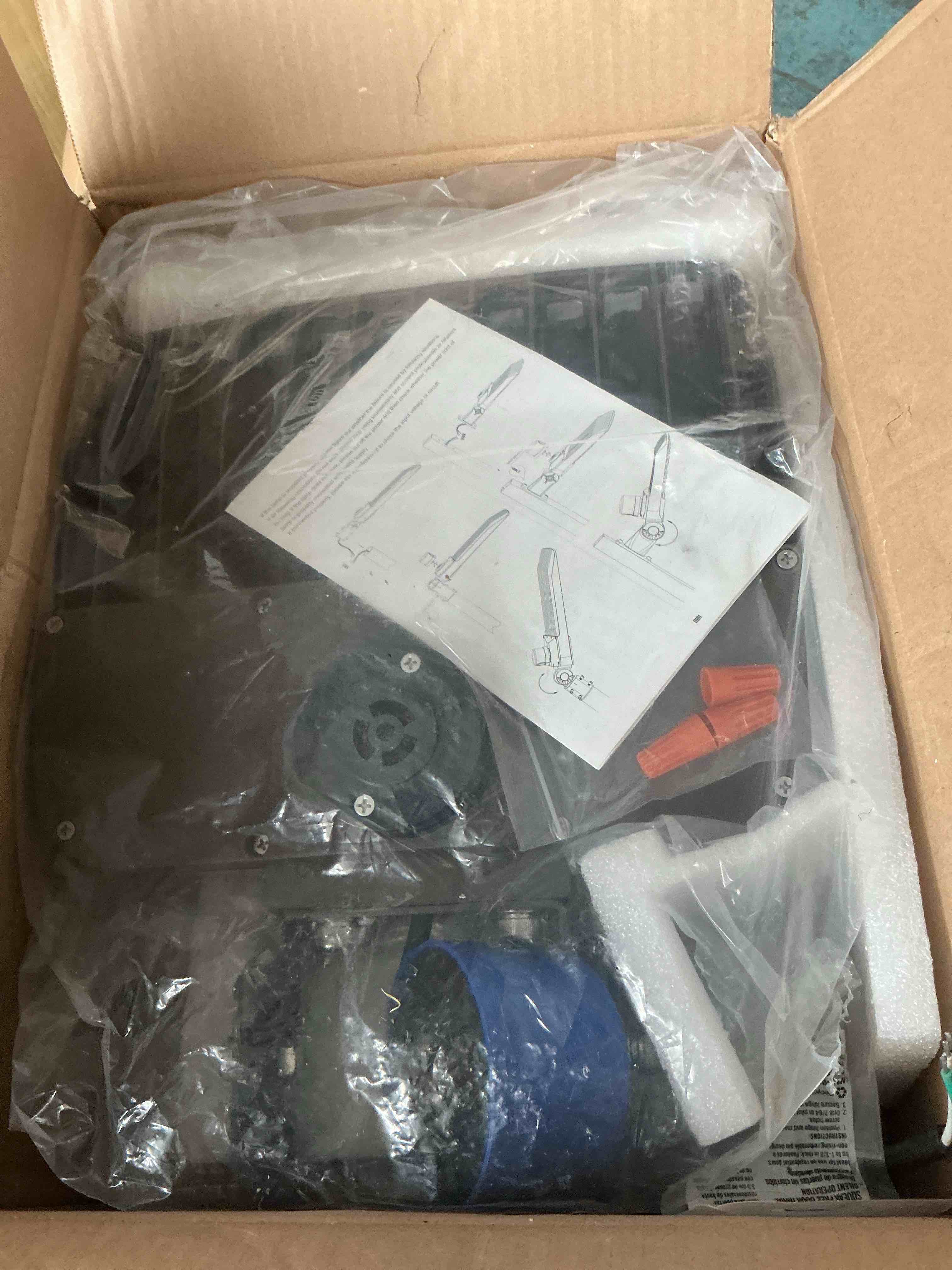https://s3.amazonaws.com/lotting-images-prod/NonstopDeals/GRA3614944_1755629015145.jpeg