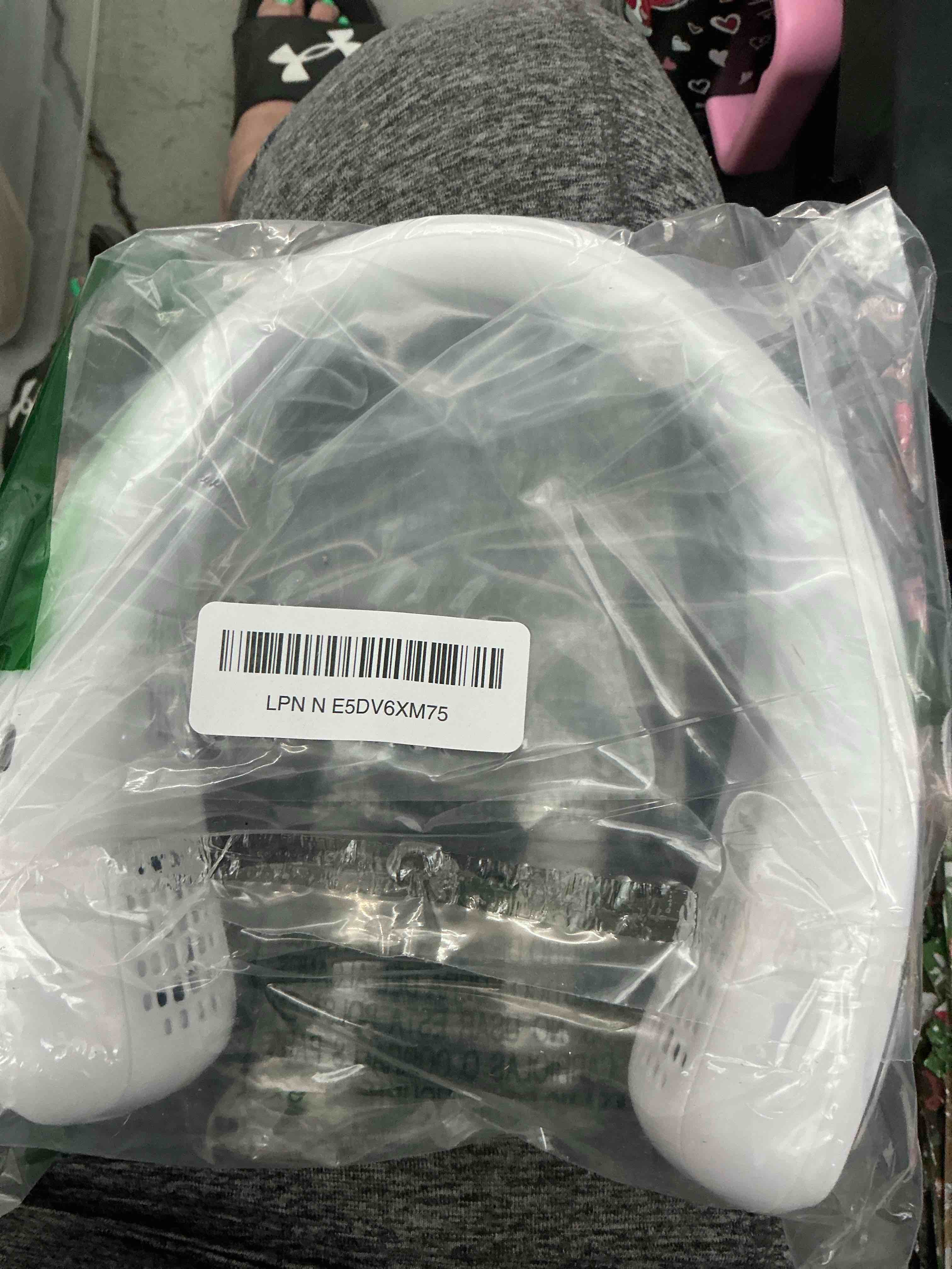 https://s3.amazonaws.com/lotting-images-prod/NonstopDeals/GRA3614985_1755635888533.jpeg