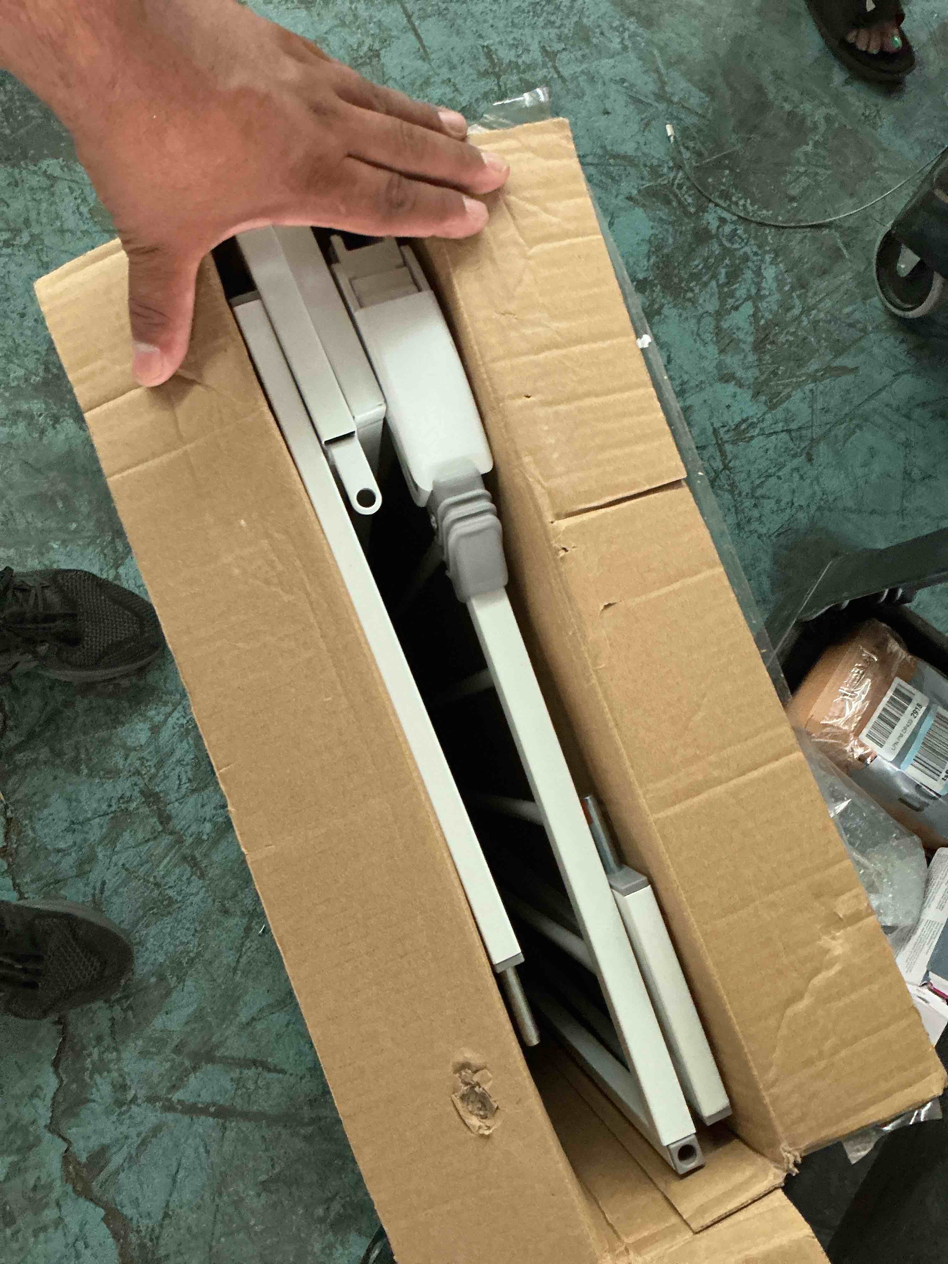 https://s3.amazonaws.com/lotting-images-prod/NonstopDeals/GRA3615206_1755711193473.jpeg