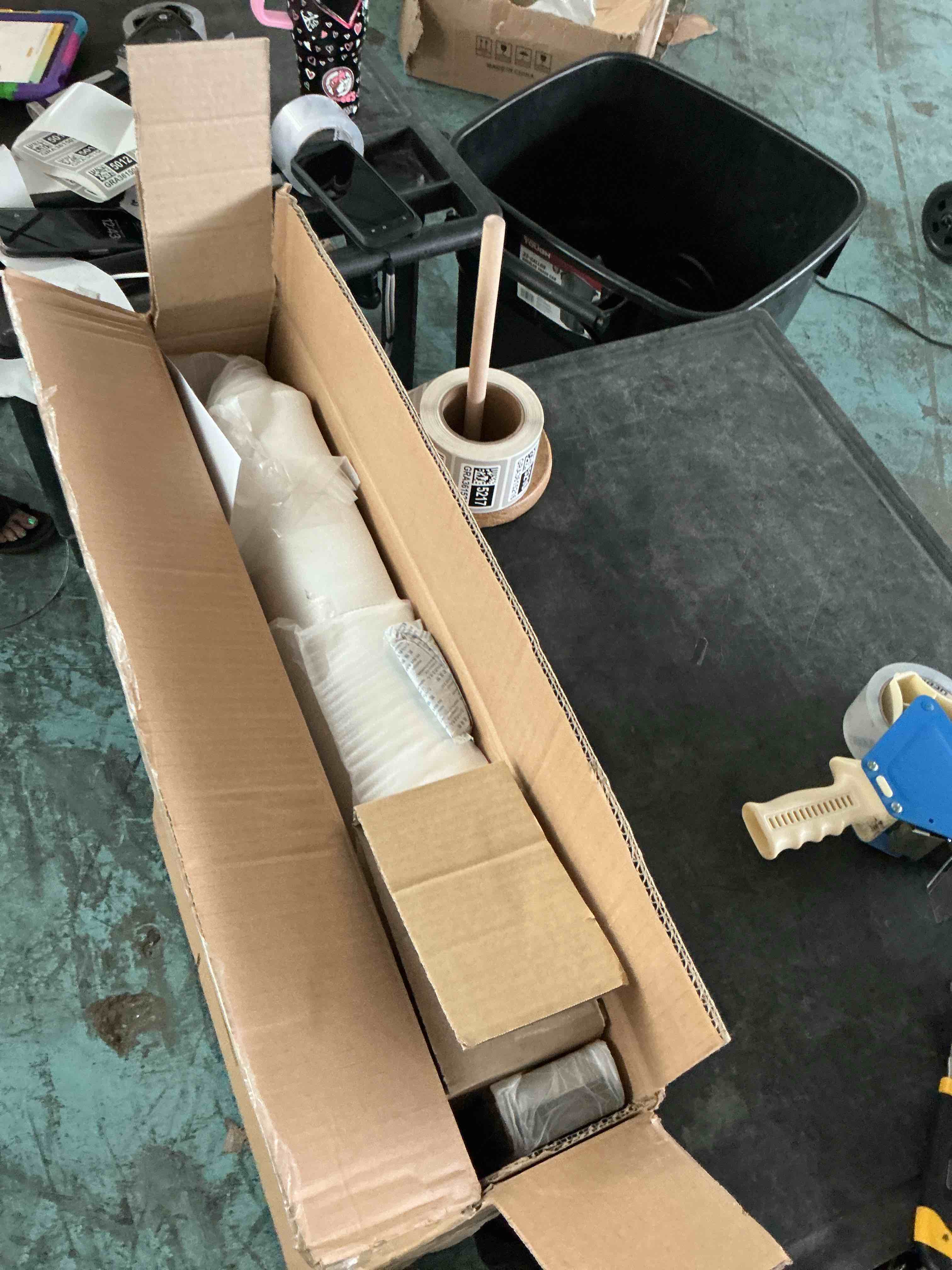 https://s3.amazonaws.com/lotting-images-prod/NonstopDeals/GRA3615209_1755711817127.jpeg
