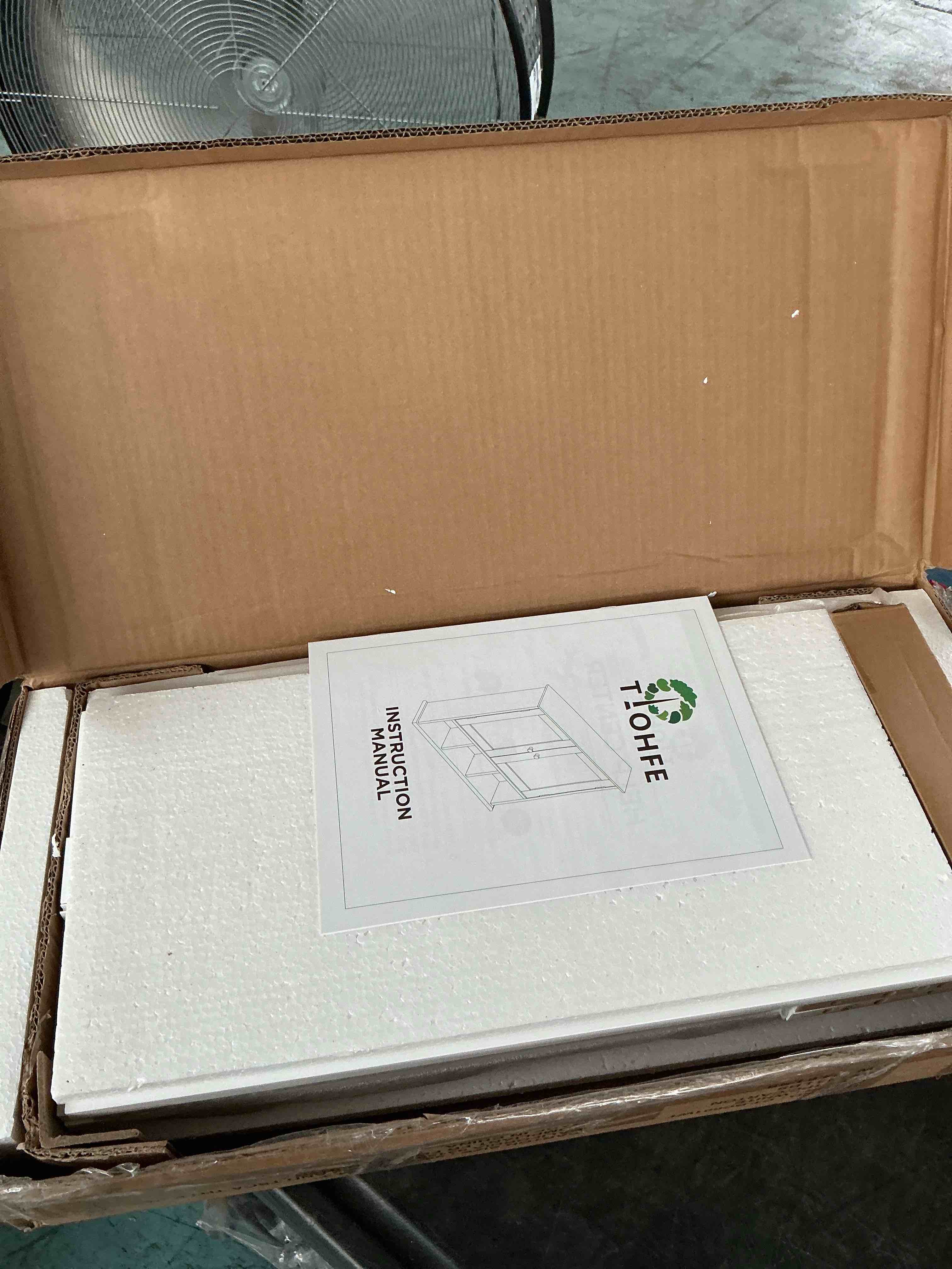 https://s3.amazonaws.com/lotting-images-prod/NonstopDeals/GRA3615214_1755712592557.jpeg