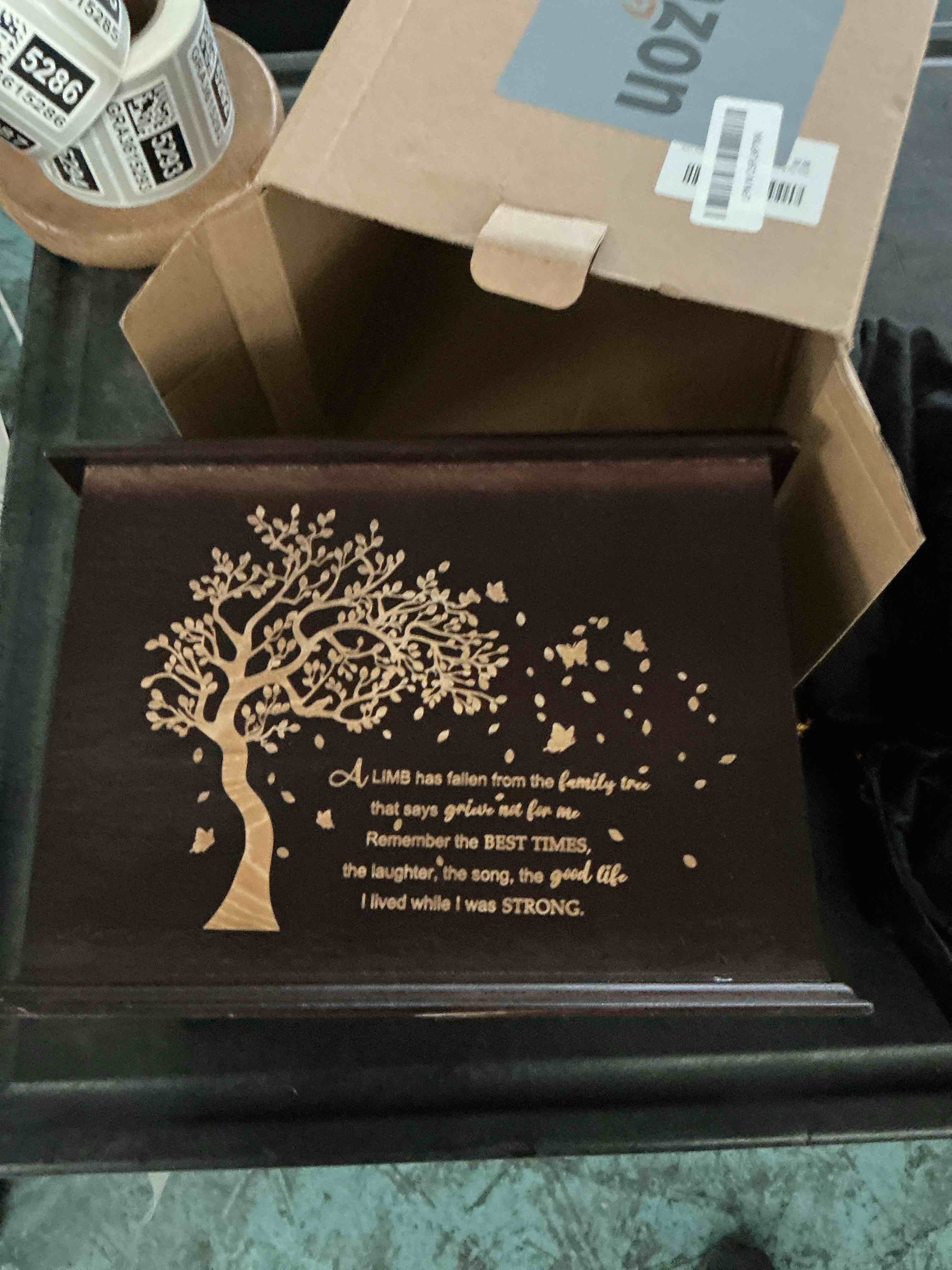 https://s3.amazonaws.com/lotting-images-prod/NonstopDeals/GRA3615274_1755727823178.jpeg