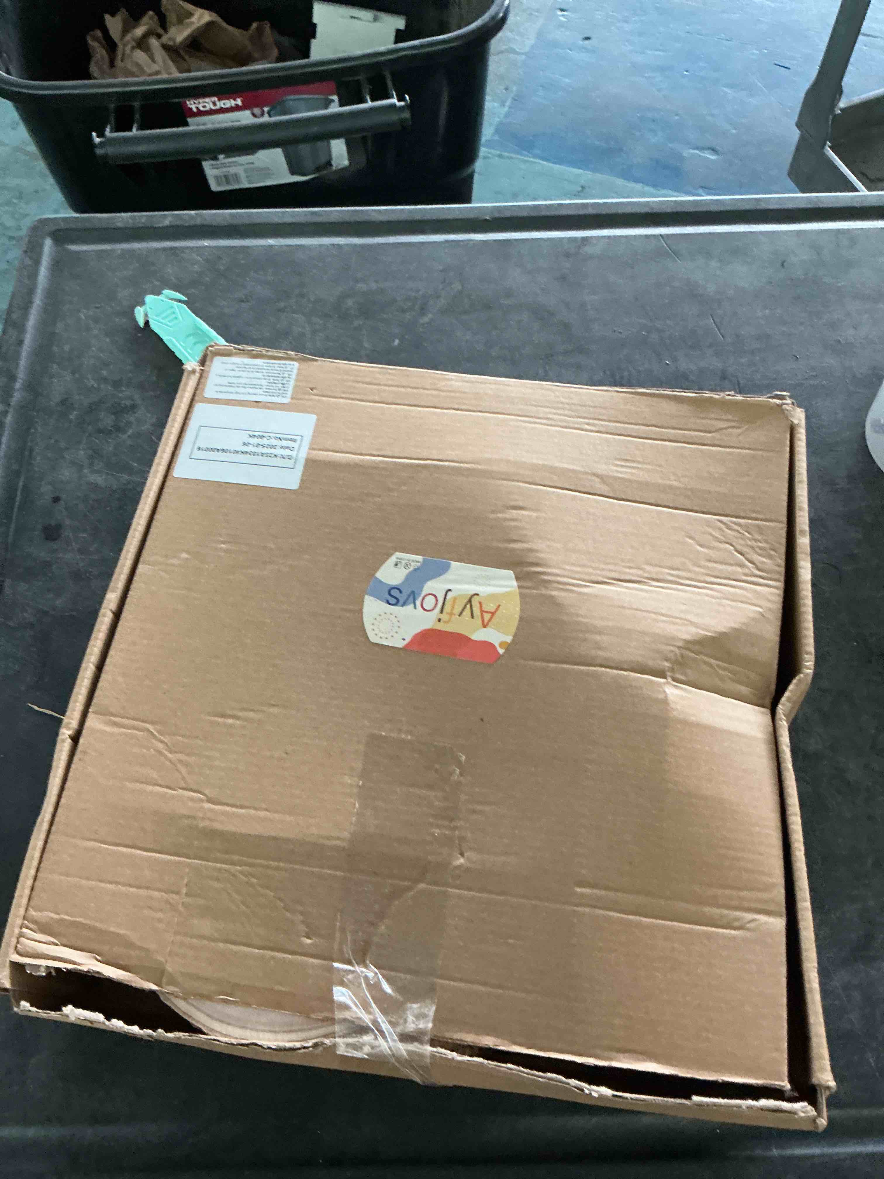 https://s3.amazonaws.com/lotting-images-prod/NonstopDeals/GRA3615298_1755789511742.jpeg