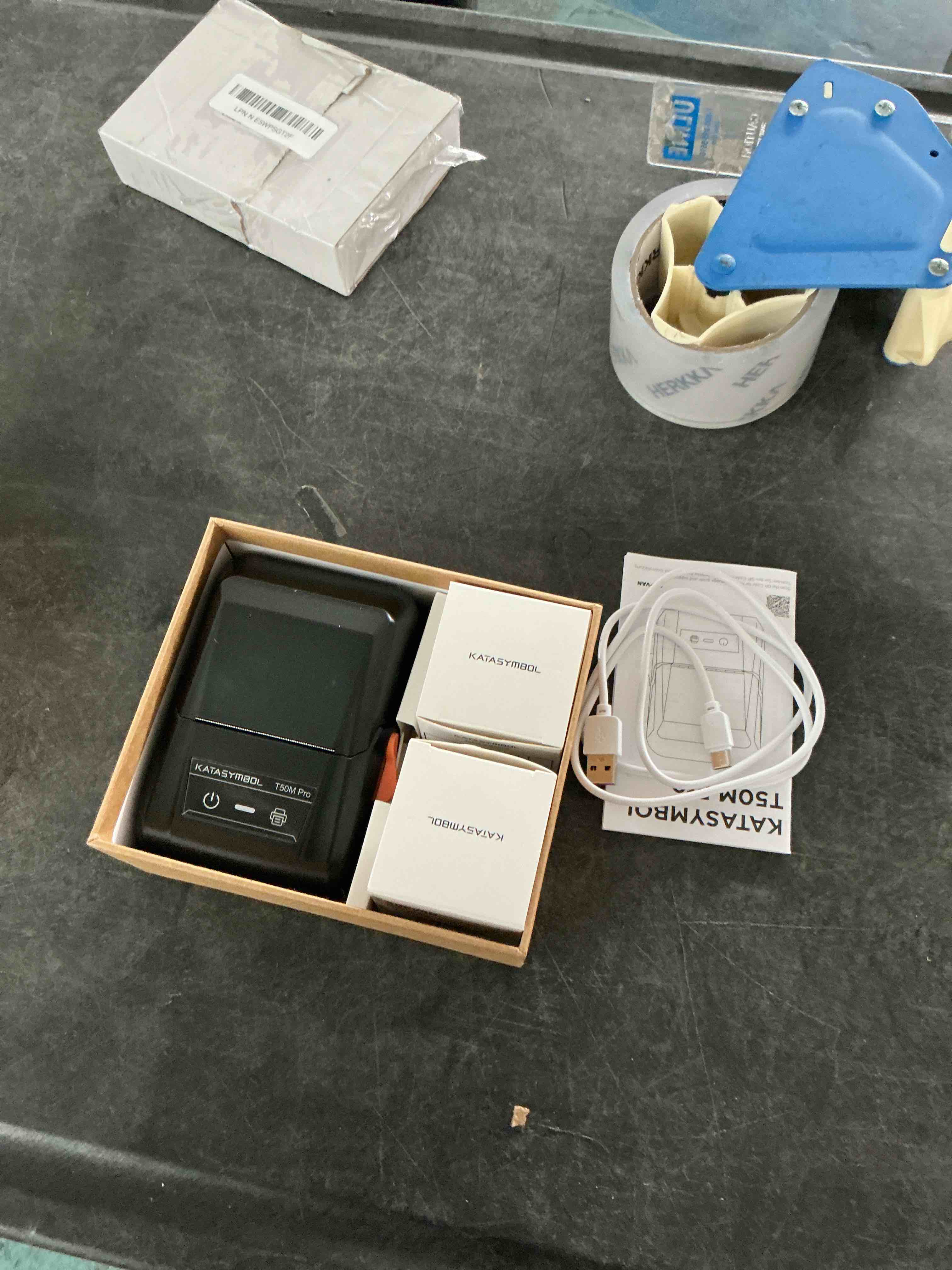 https://s3.amazonaws.com/lotting-images-prod/NonstopDeals/GRA3615304_1755790438957.jpeg