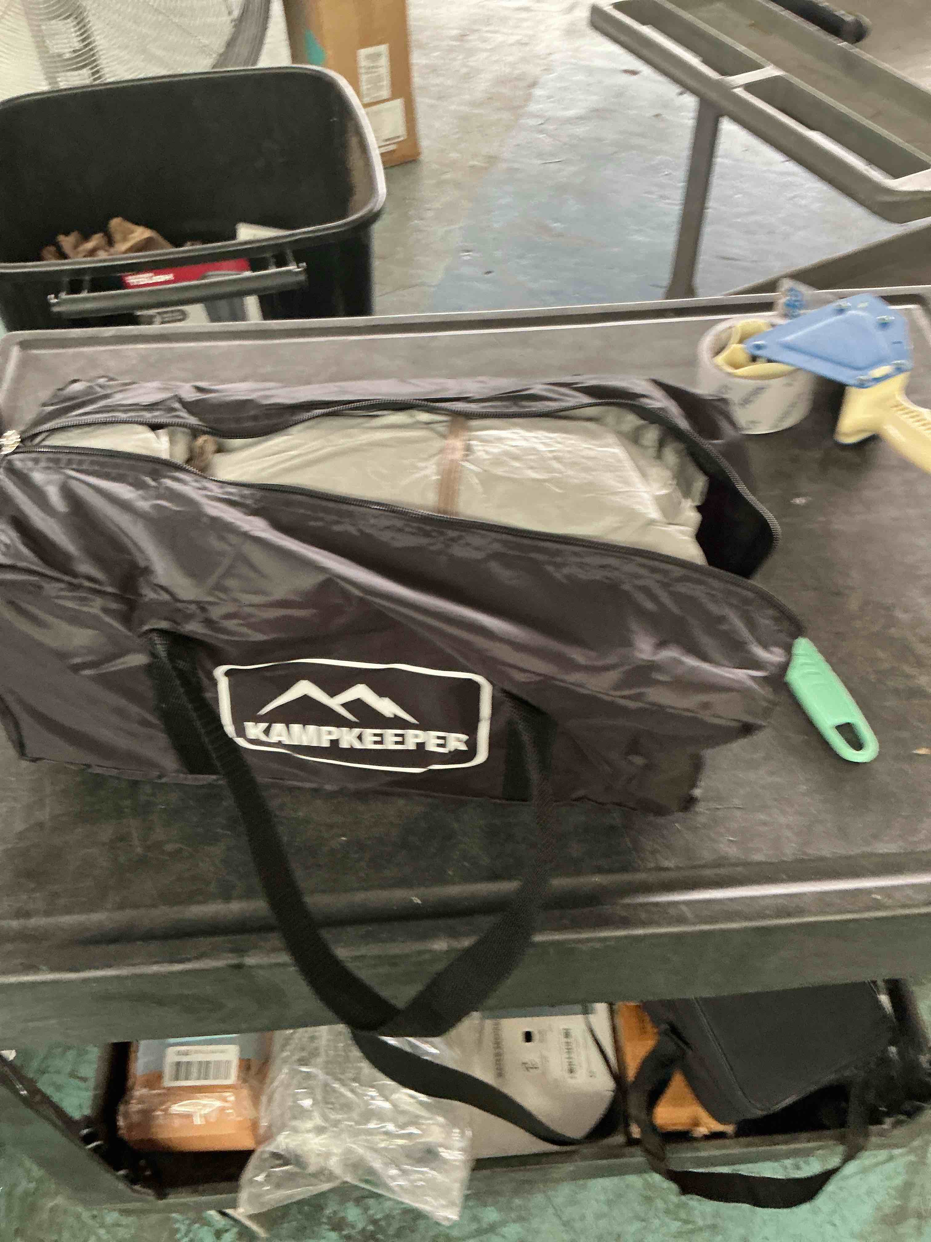 https://s3.amazonaws.com/lotting-images-prod/NonstopDeals/GRA3615318_1755792671416.jpeg